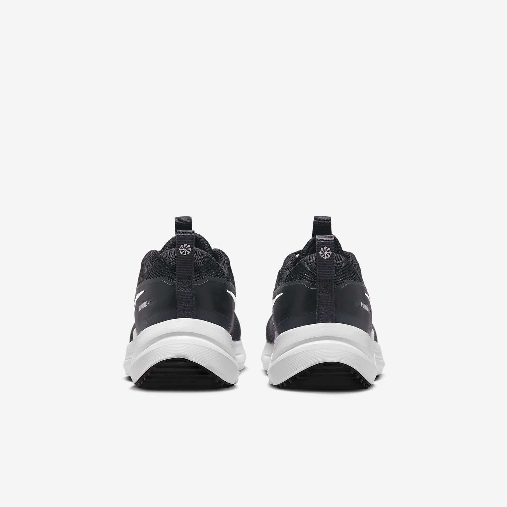Nike Cosmic Runner Big Kids' Road Running Shoes