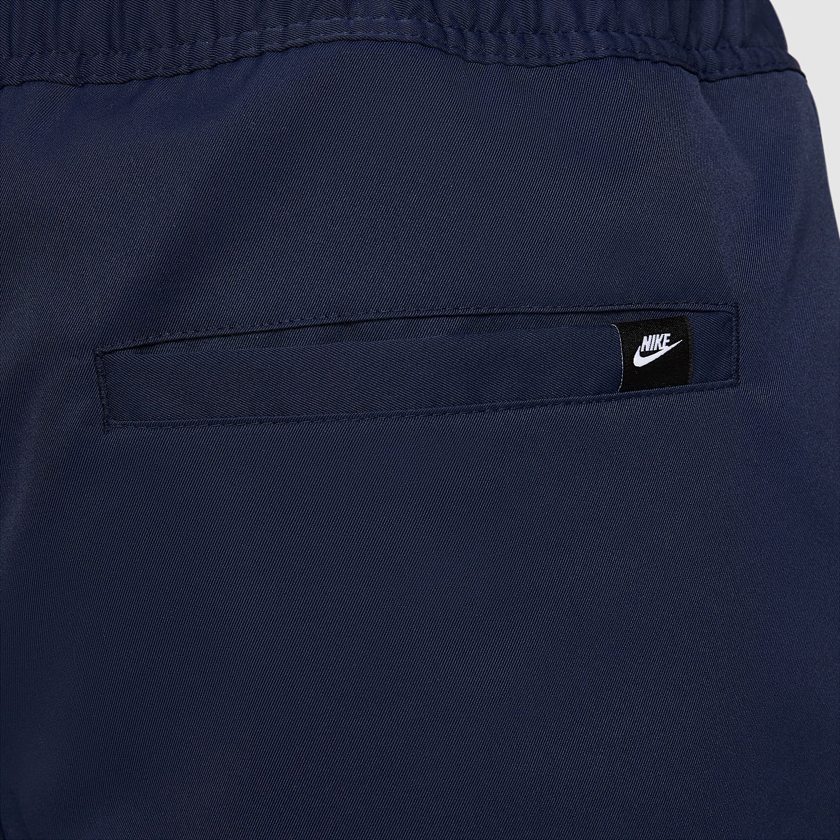 Nike Club Men's Woven Tapered Pants