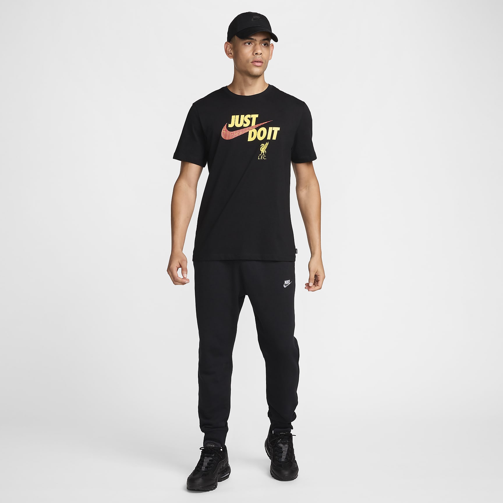 Liverpool FC Men's Nike Soccer T-Shirt