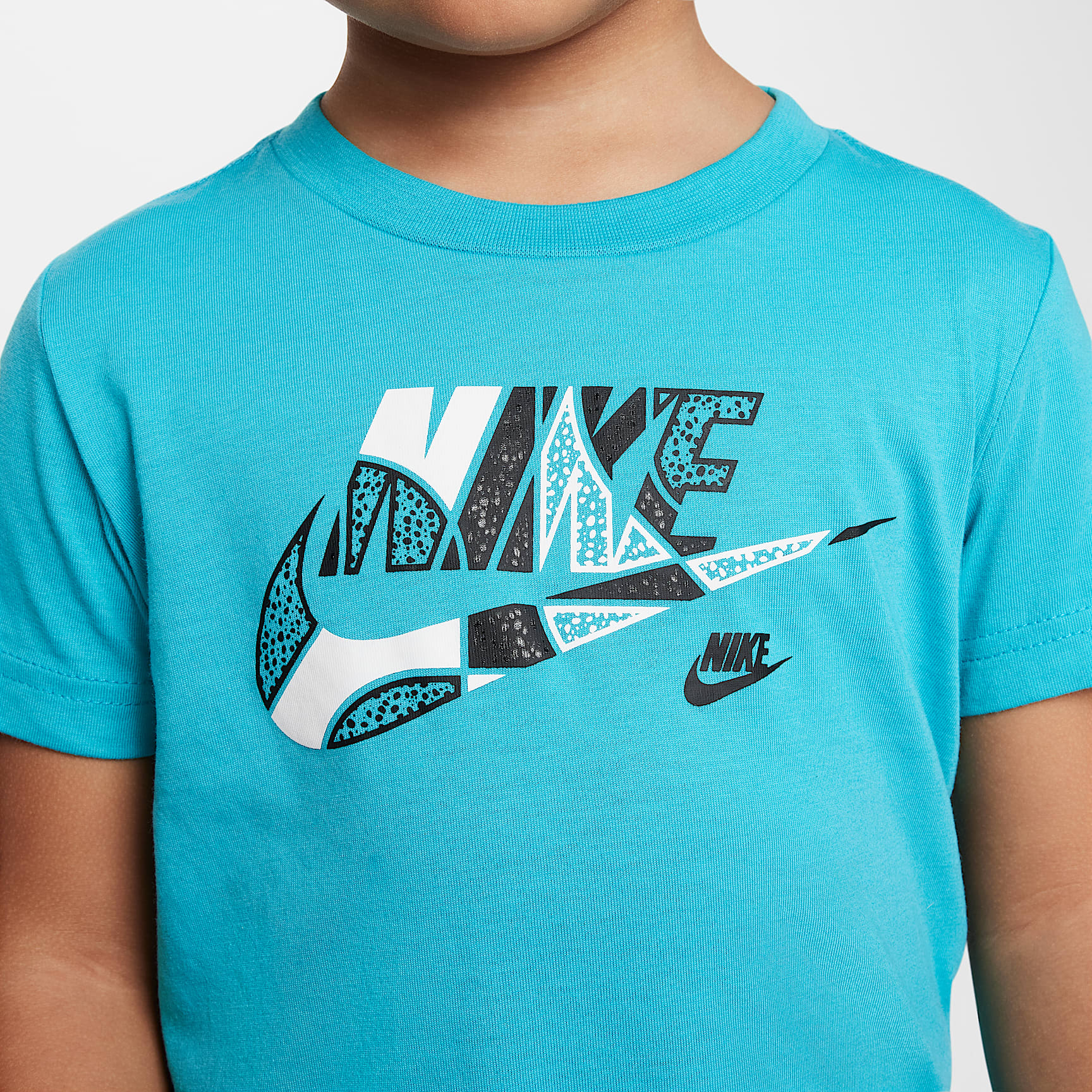 Nike Sportswear "Outside the Lines" Toddler 2-Piece French Terry Shorts Set