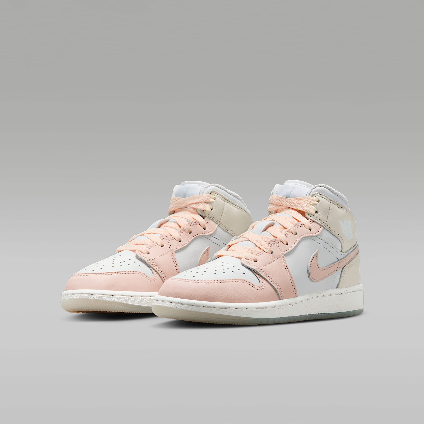 Air Jordan 1 Mid SE Big Kids' Shoes