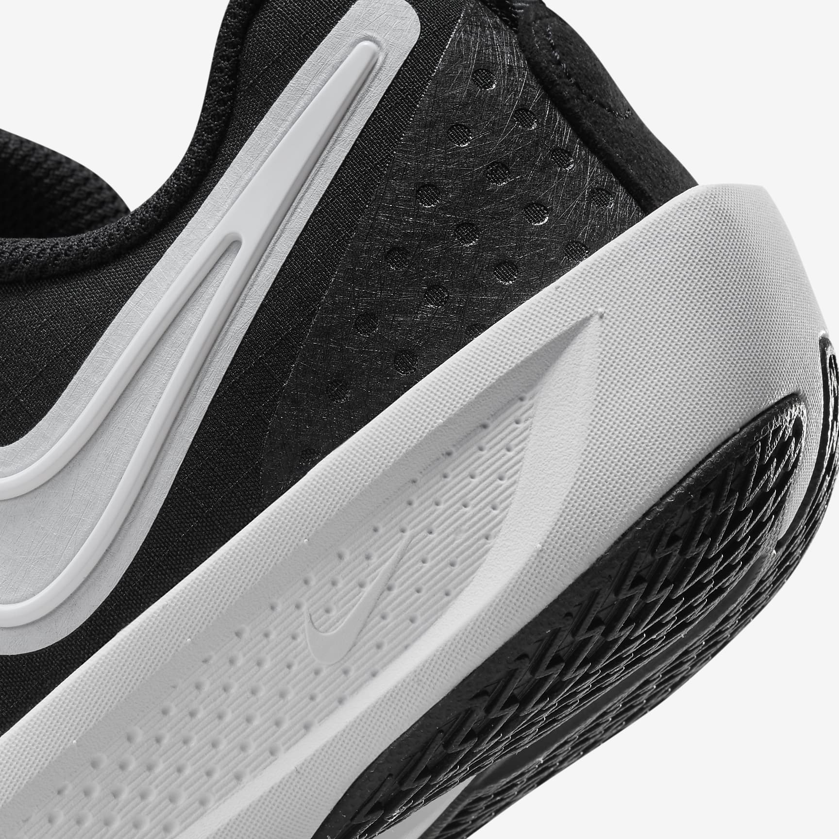 Nike G.T. Cut 3 Big Kids' Basketball Shoes