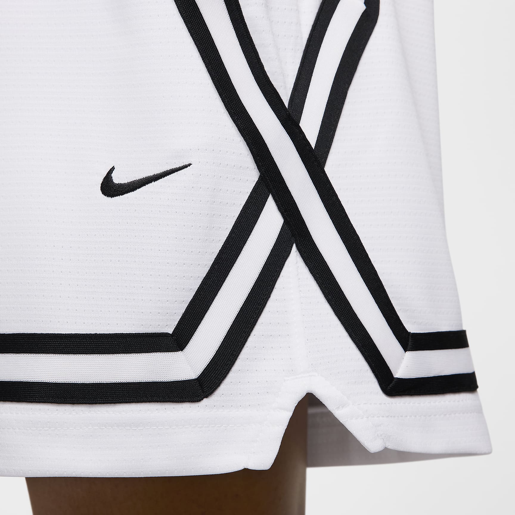 Nike Crossover Women's Dri-FIT 5" Basketball Shorts