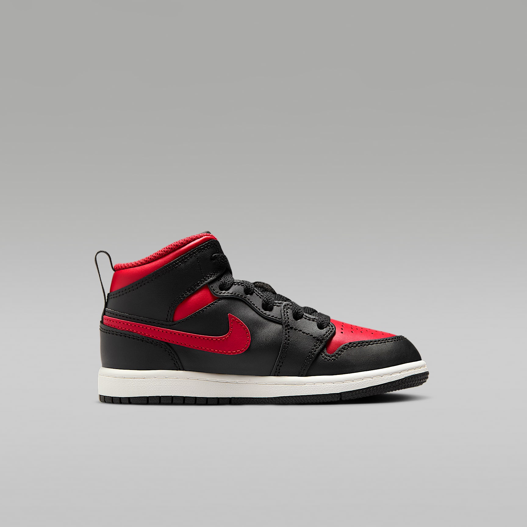 Jordan 1 Mid Little Kids' Shoes