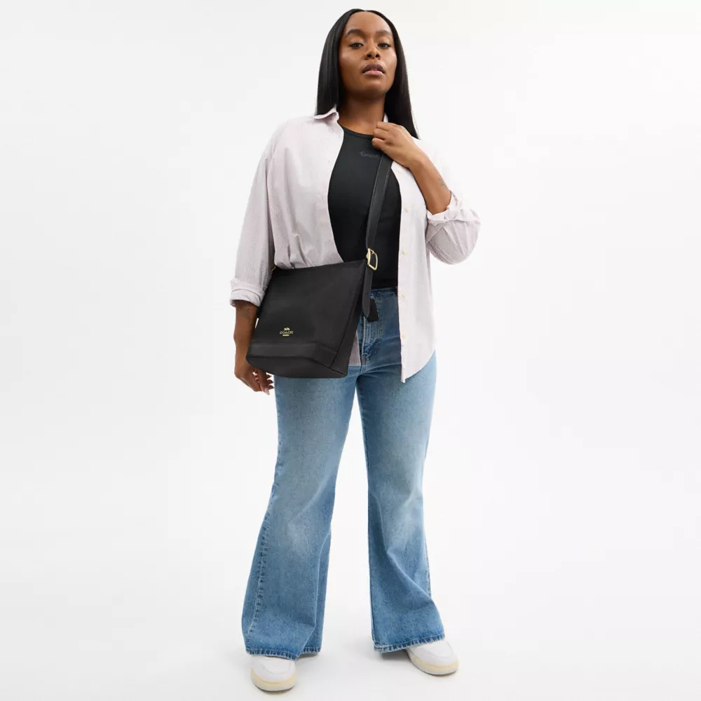 Сумка COACH Jude Duffle Bag