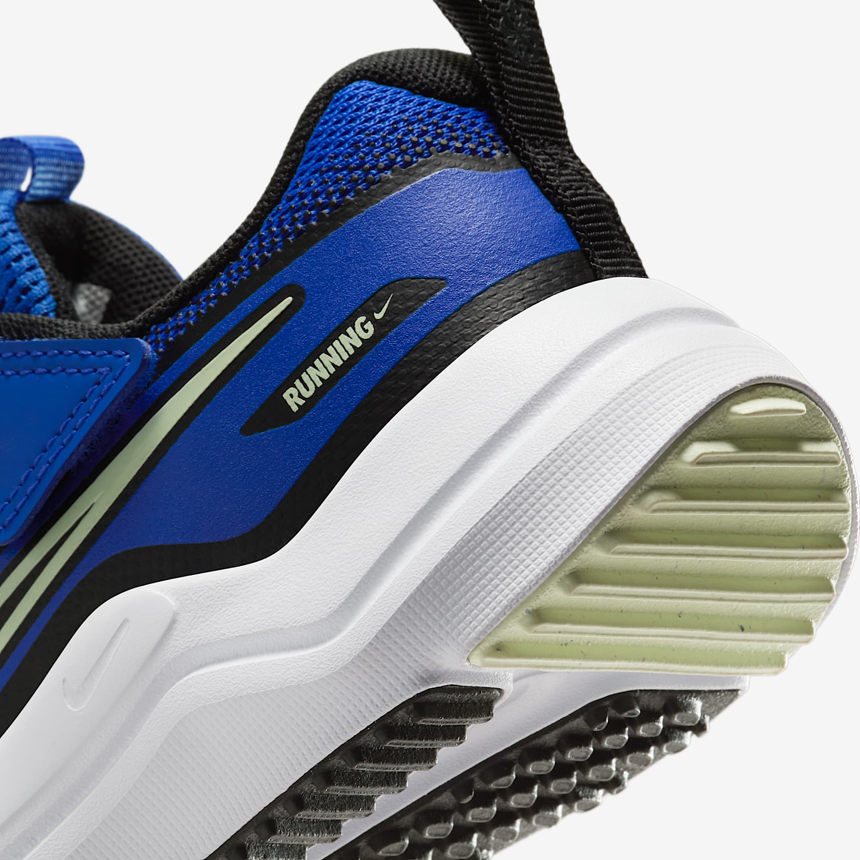 Nike Cosmic Runner Little Kids' Shoes