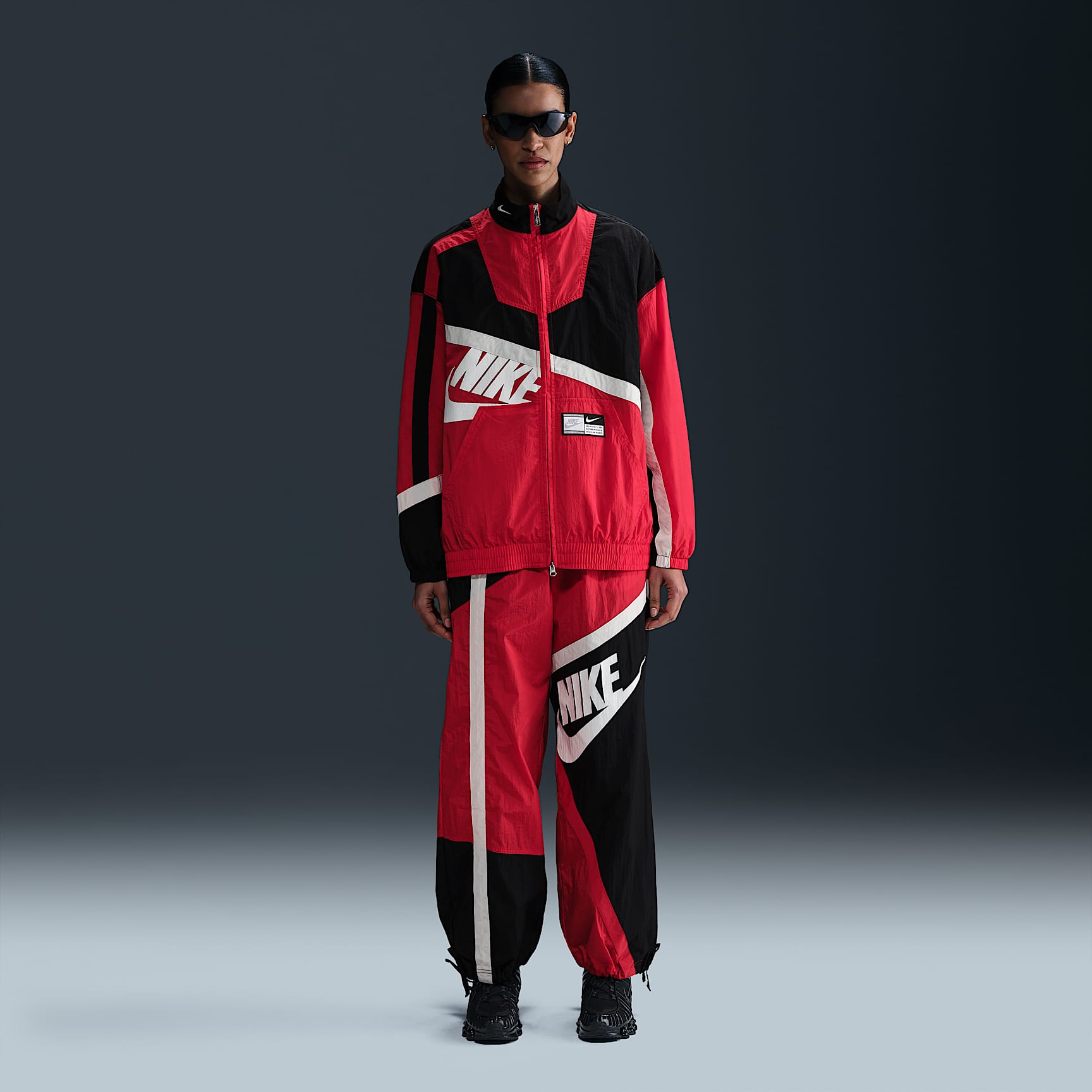 Nike Sportswear Women's Oversized Woven Jacket