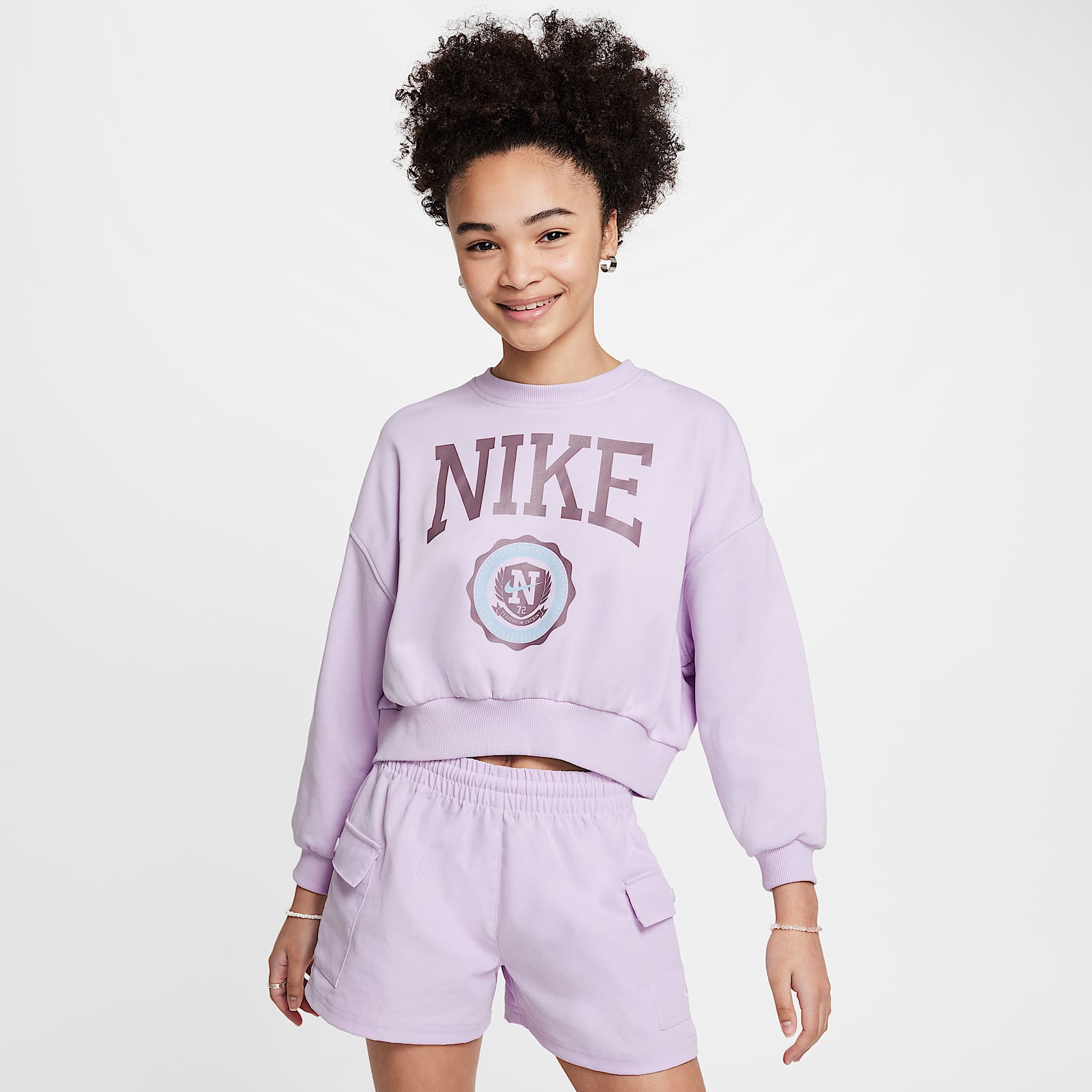 Nike Sportswear Club Girls' French Terry Crew-Neck Sweatshirt