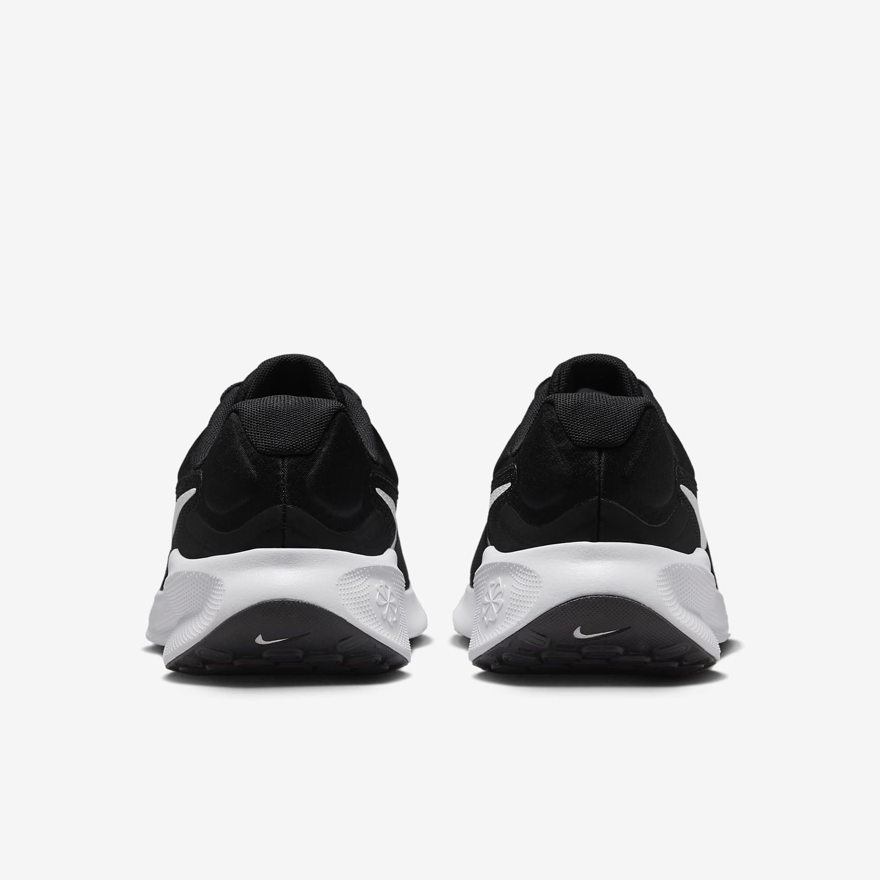 Nike Revolution 7 Women's Road Running Shoes (Extra Wide)