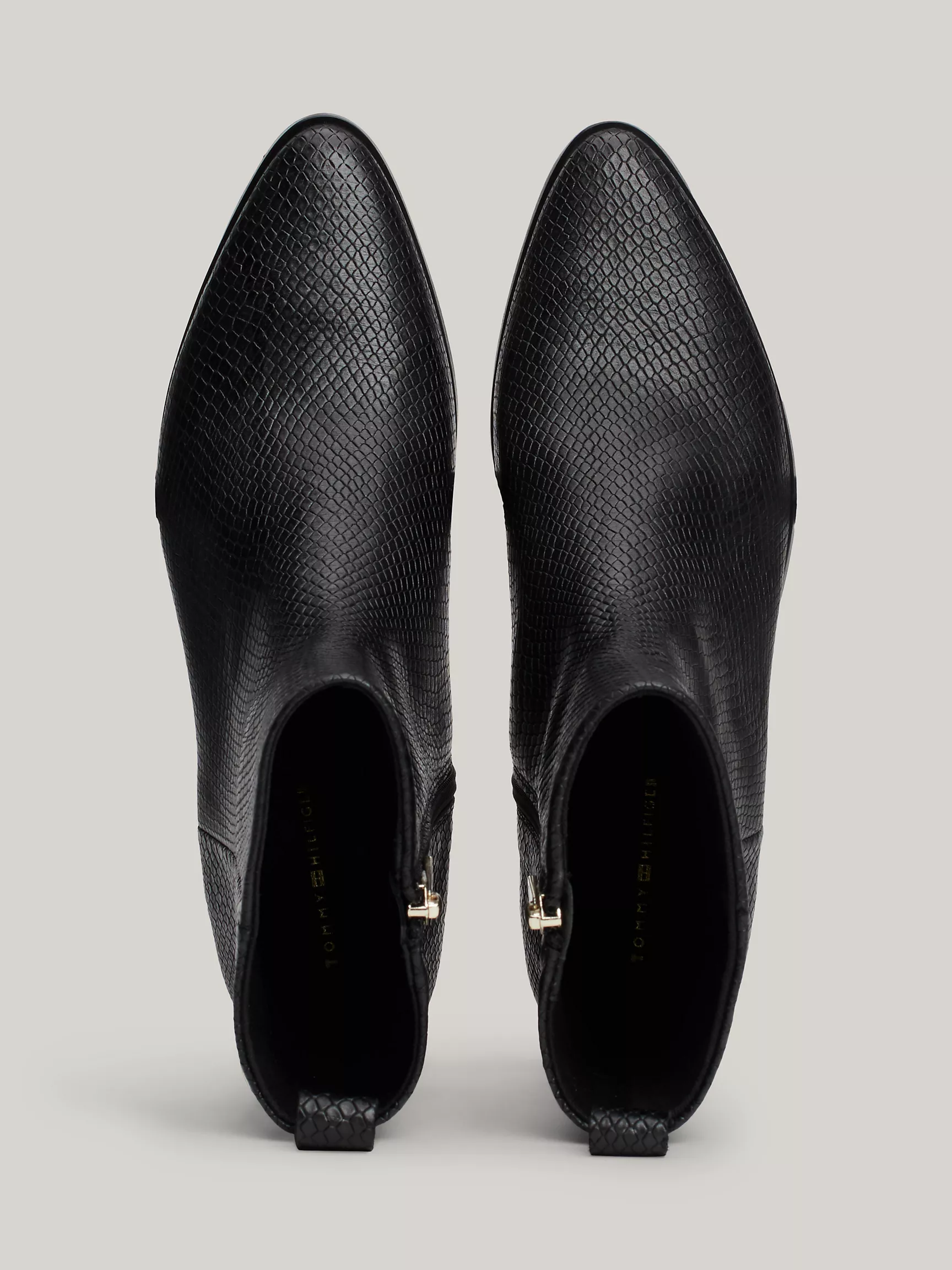 Женские ботинки Tommy Hilfiger, Ковбойские ботильоны из кожи с тиснением под змею