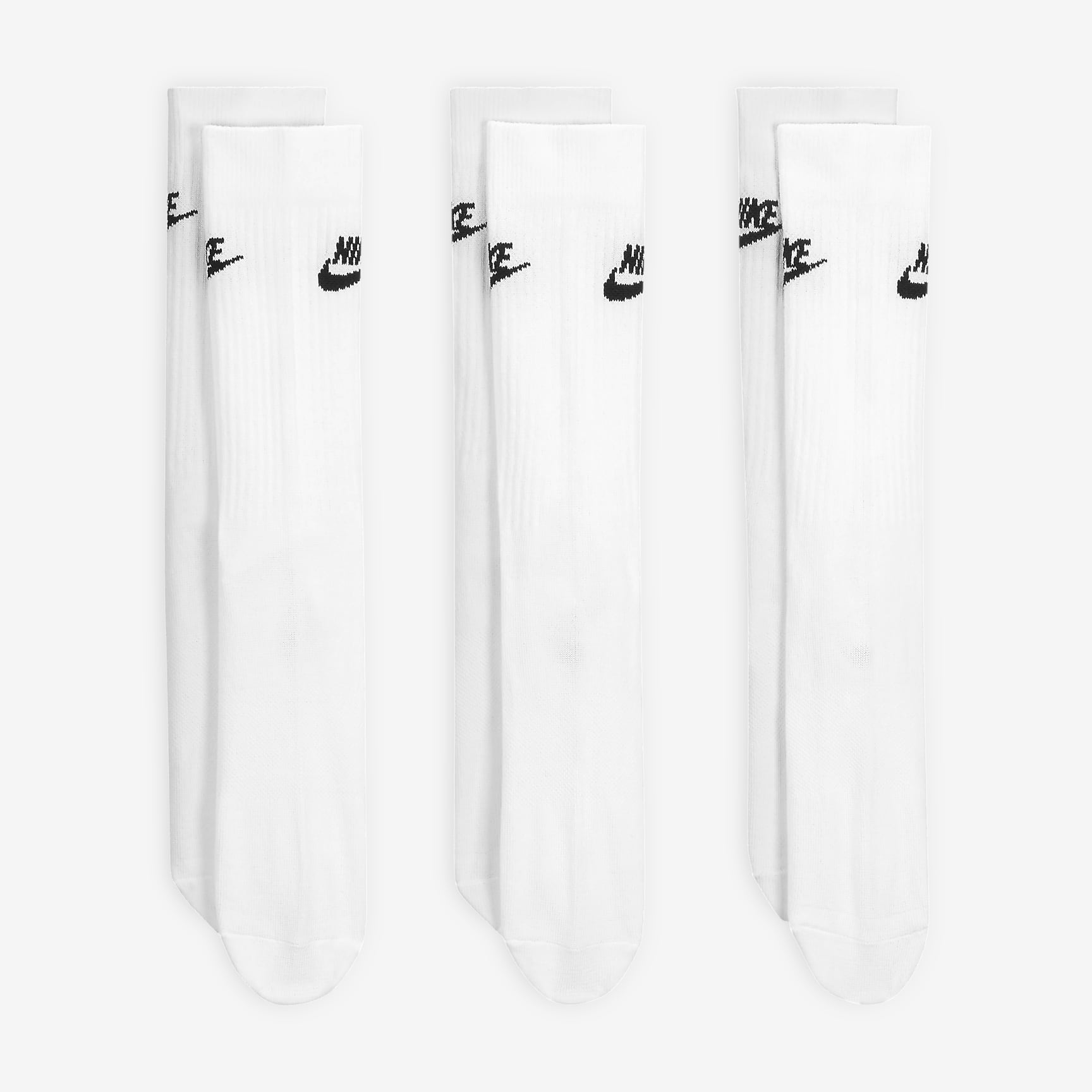 Nike Sportswear Everyday Essential Crew Socks (3 Pairs)