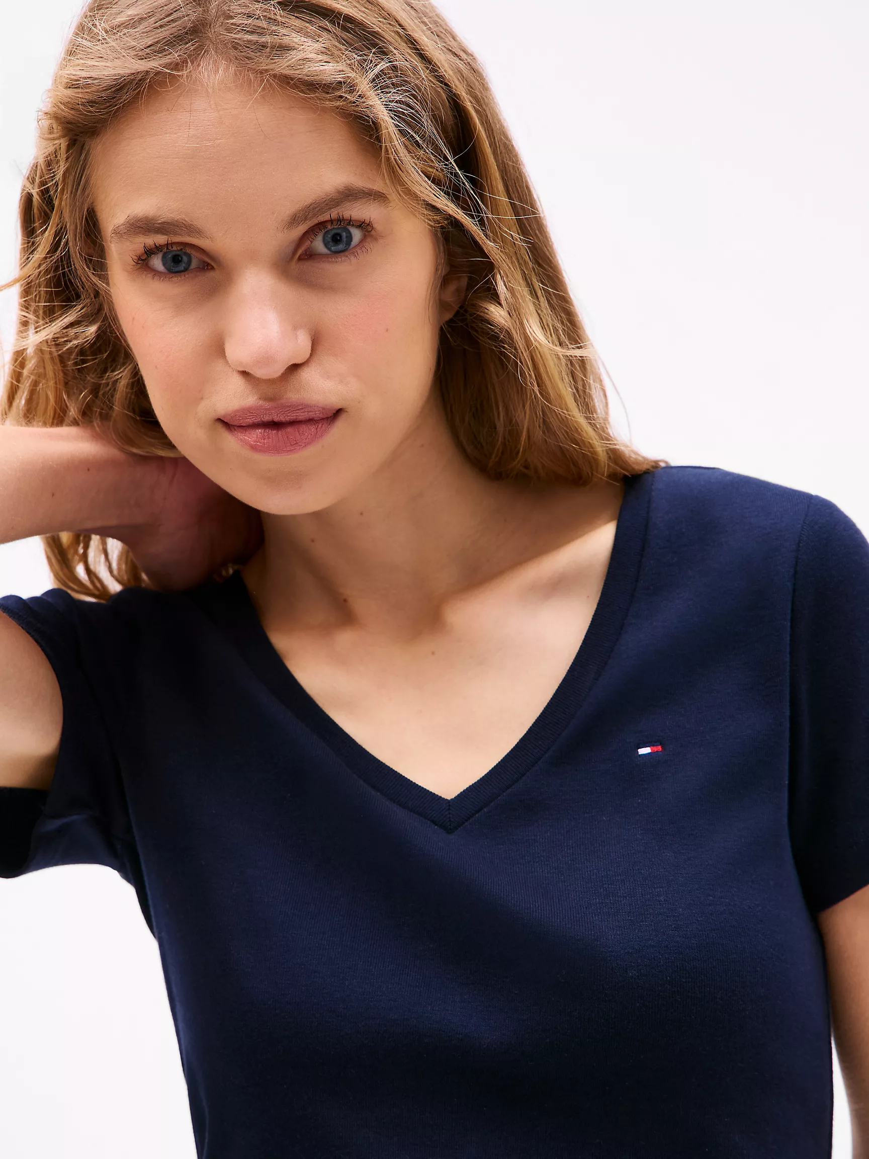Женская футболка Tommy Hilfiger, Футболка с V-образным вырезом