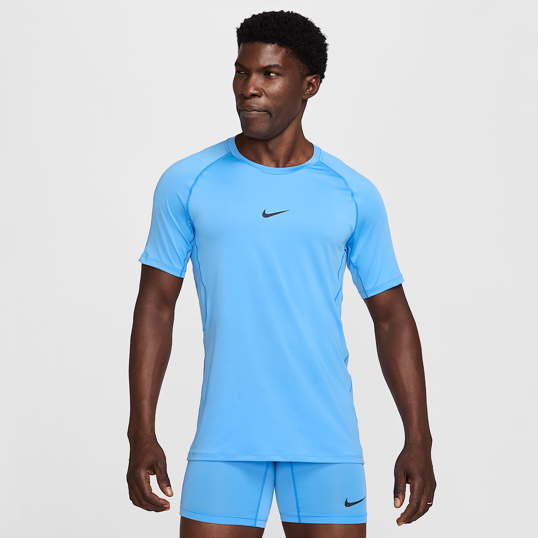 Nike Pro Men's Dri-FIT Slim Short-Sleeve Top