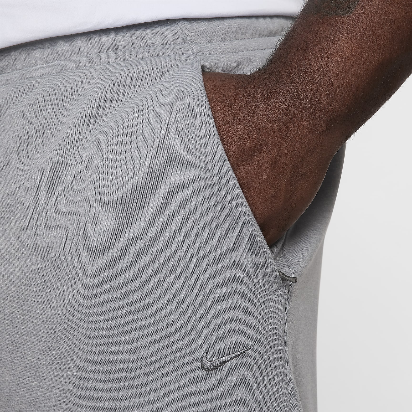 Nike Primary Fleece Men's 7" Dri-FIT UV Unlined Performance Shorts