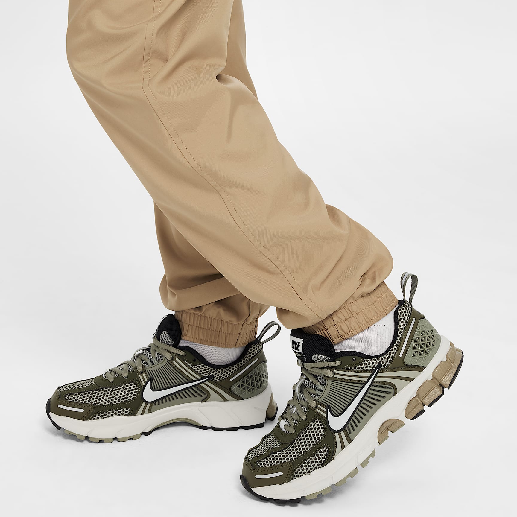 Nike Sportswear Club Big Kids' Woven Joggers