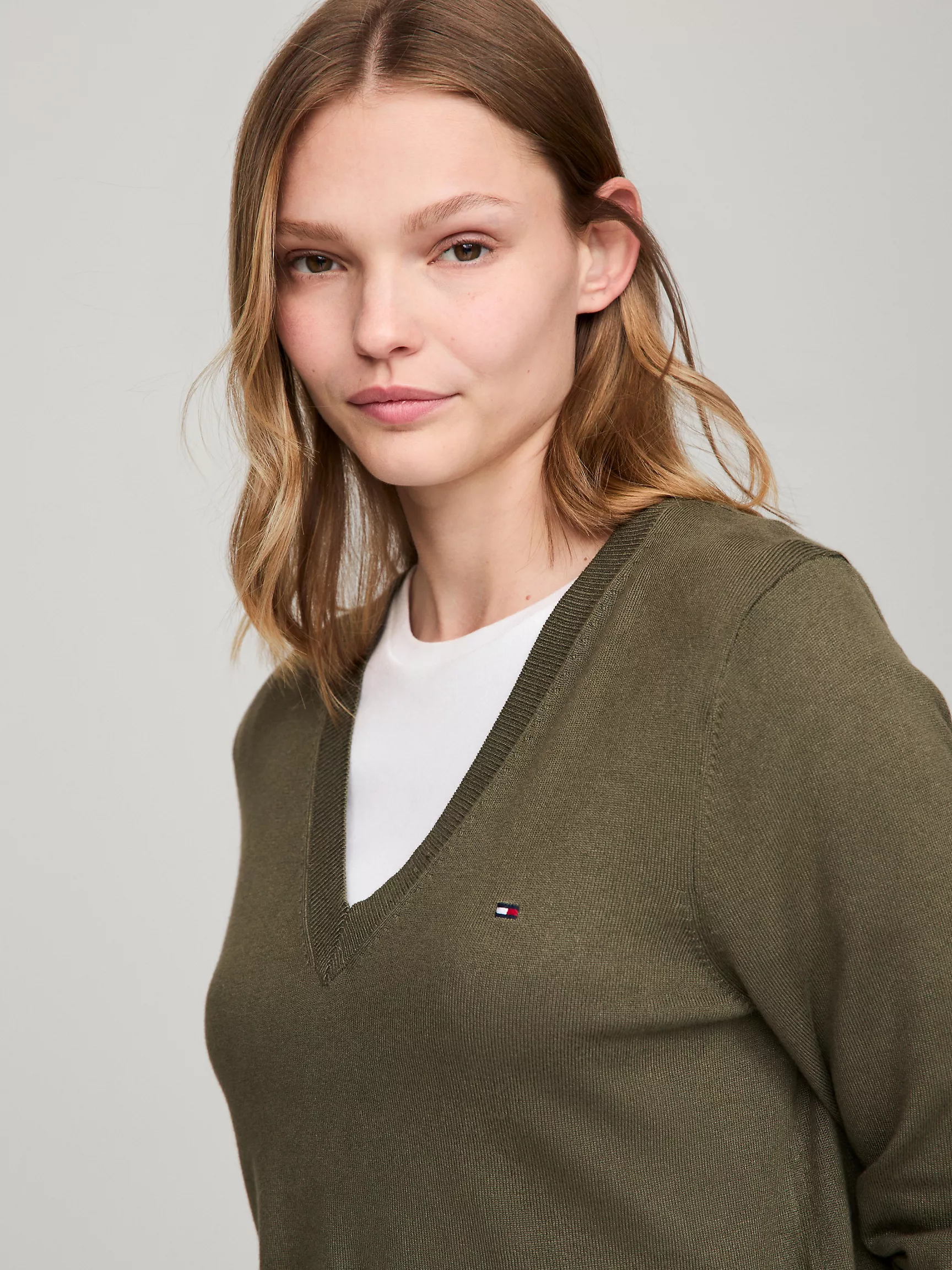Женский свитер Tommy Hilfiger, Вязаный свитер с V-образным вырезом из вискозной смеси