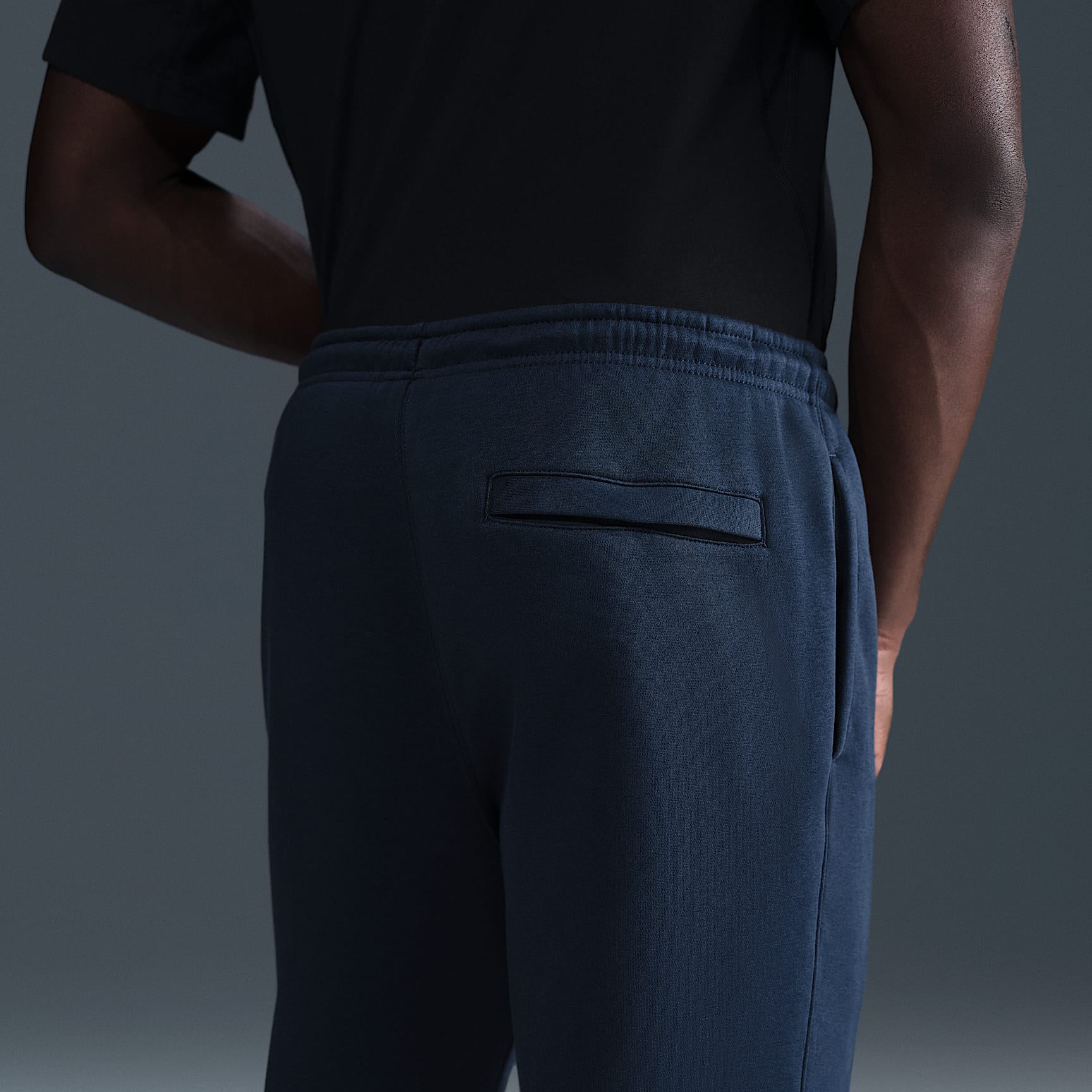 Nike Club Men's Open-Hem Fleece Pants