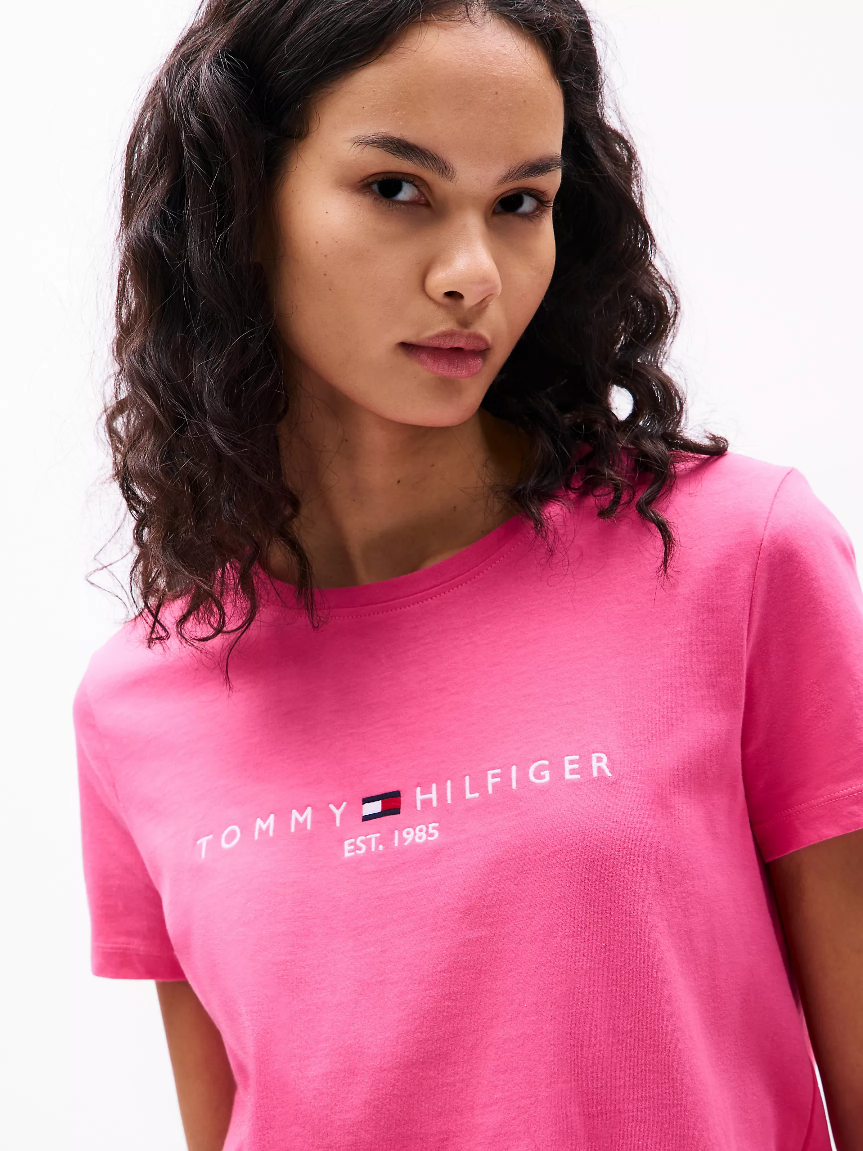 Женская футболка Tommy Hilfiger, Футболка с вышитым логотипом Tommy