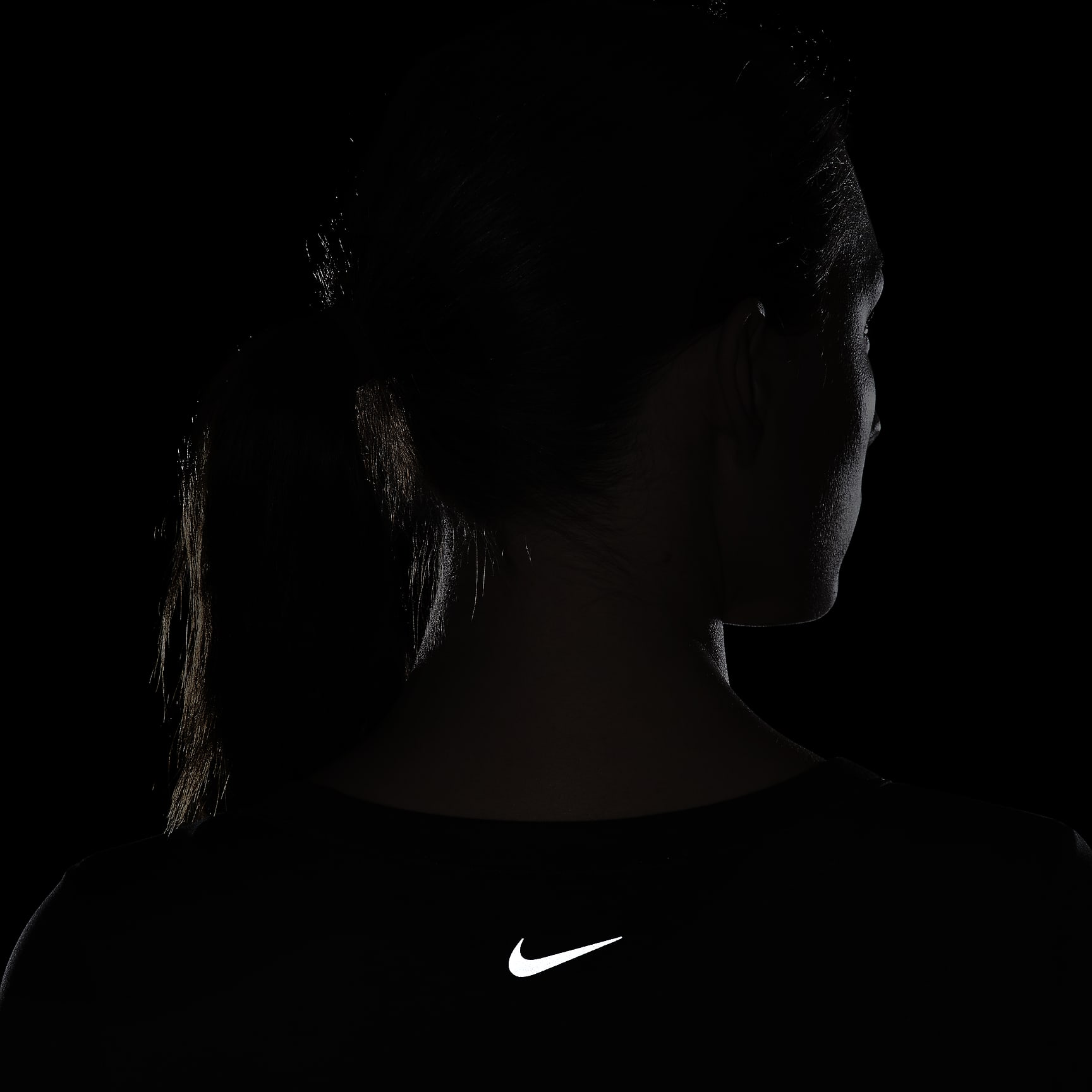 Nike One Fitted Women's Dri-FIT Short-Sleeve Cropped Top