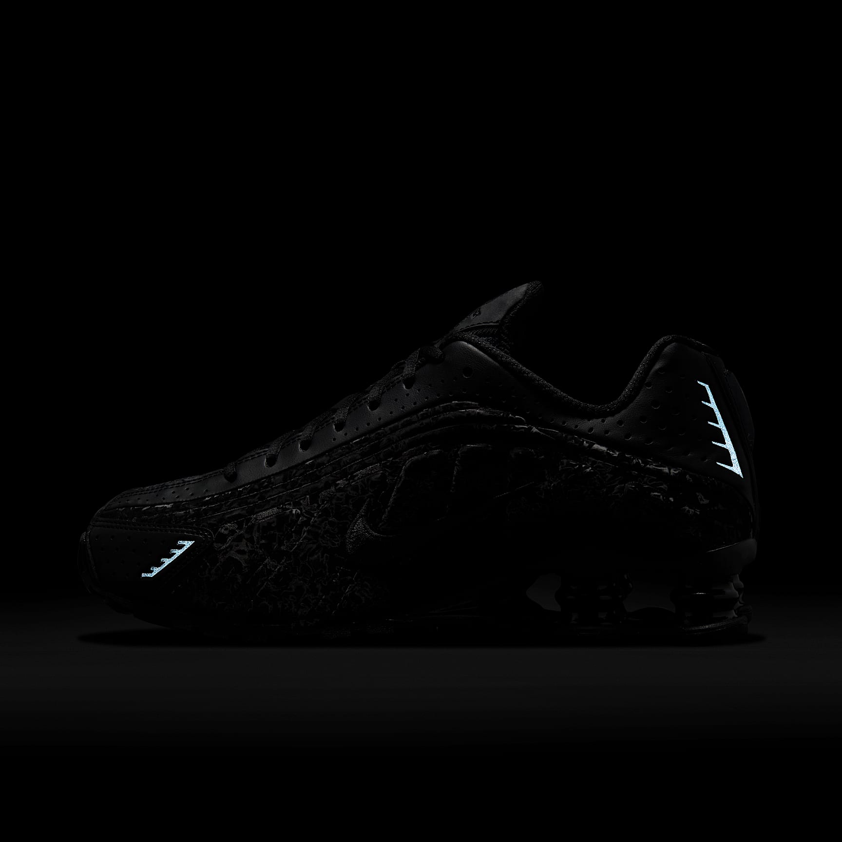 Nike Shox R4 Women's Shoes