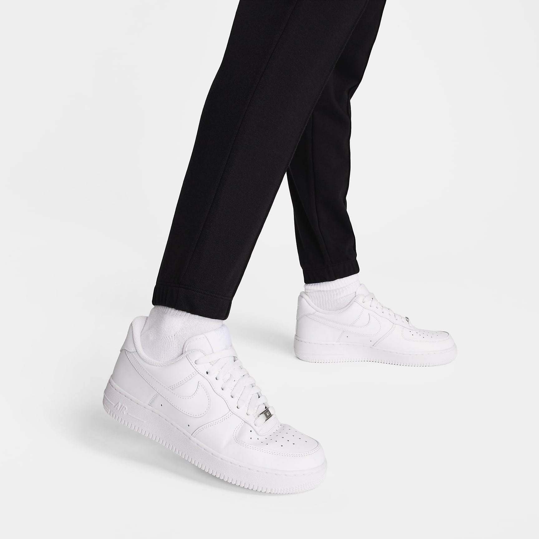 Nike Sportswear Chill Terry Women's Slim High-Waisted French Terry Sweatpants