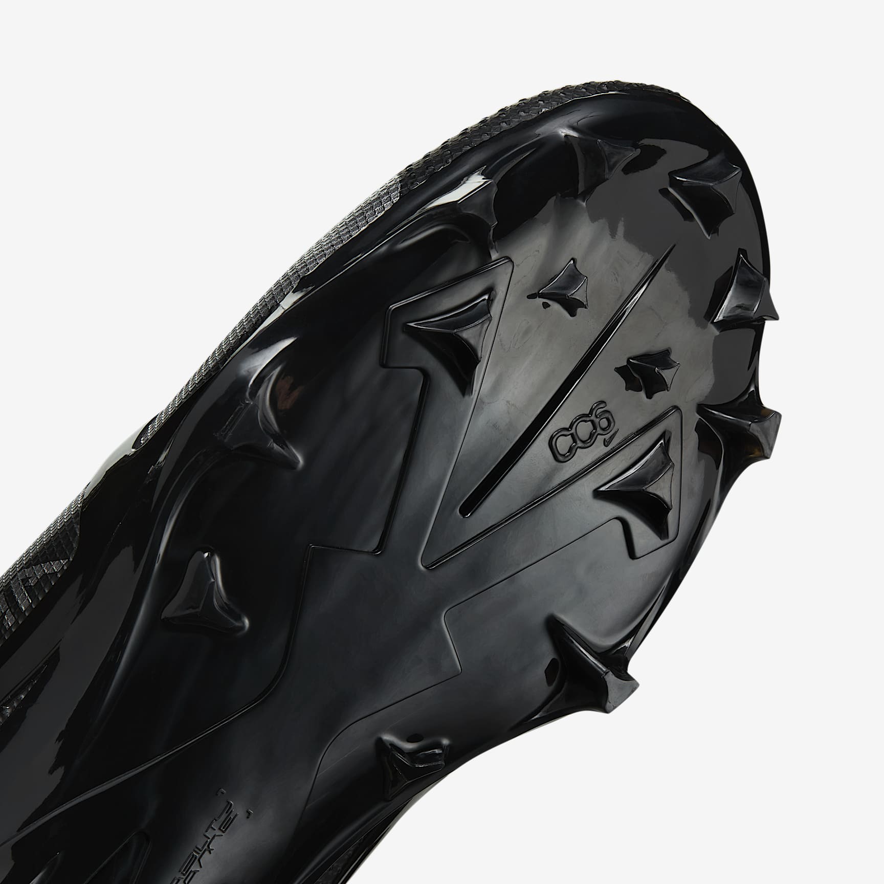 Nike Alpha Menace 4 Elite Football Cleats