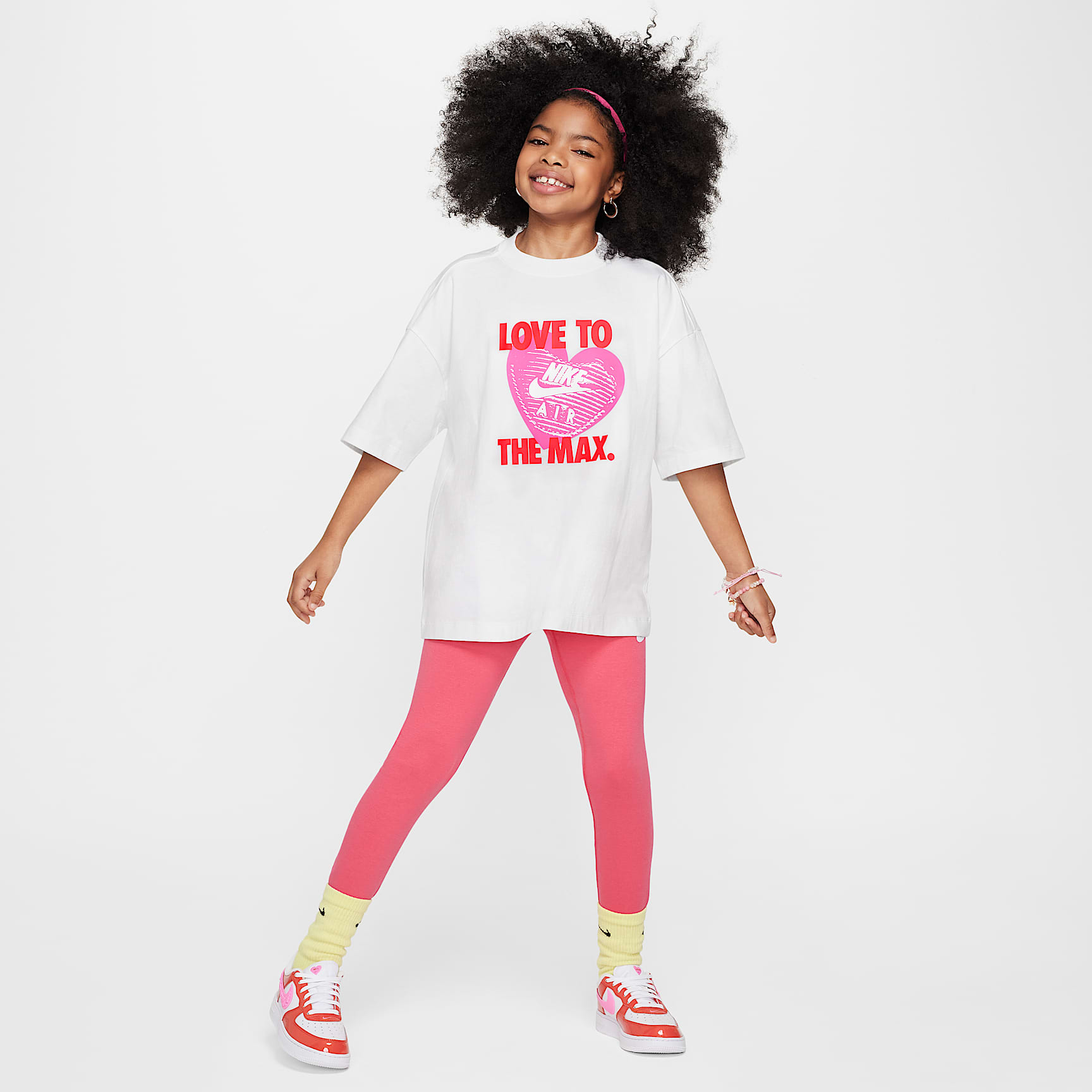 Nike Sportswear Big Kids' (Girls') T-Shirt
