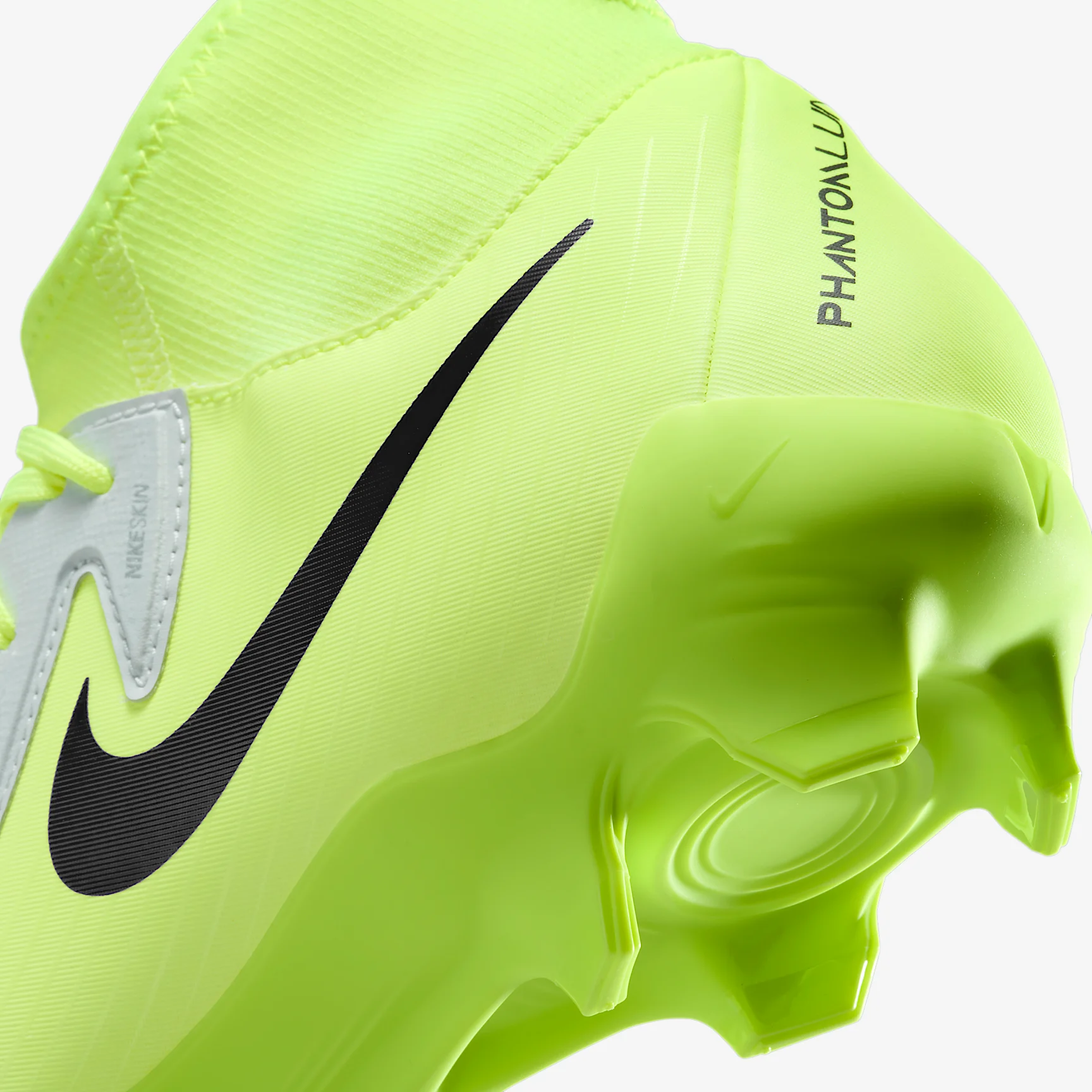 Nike Phantom Luna 2 Academy MG High-Top Soccer Cleats