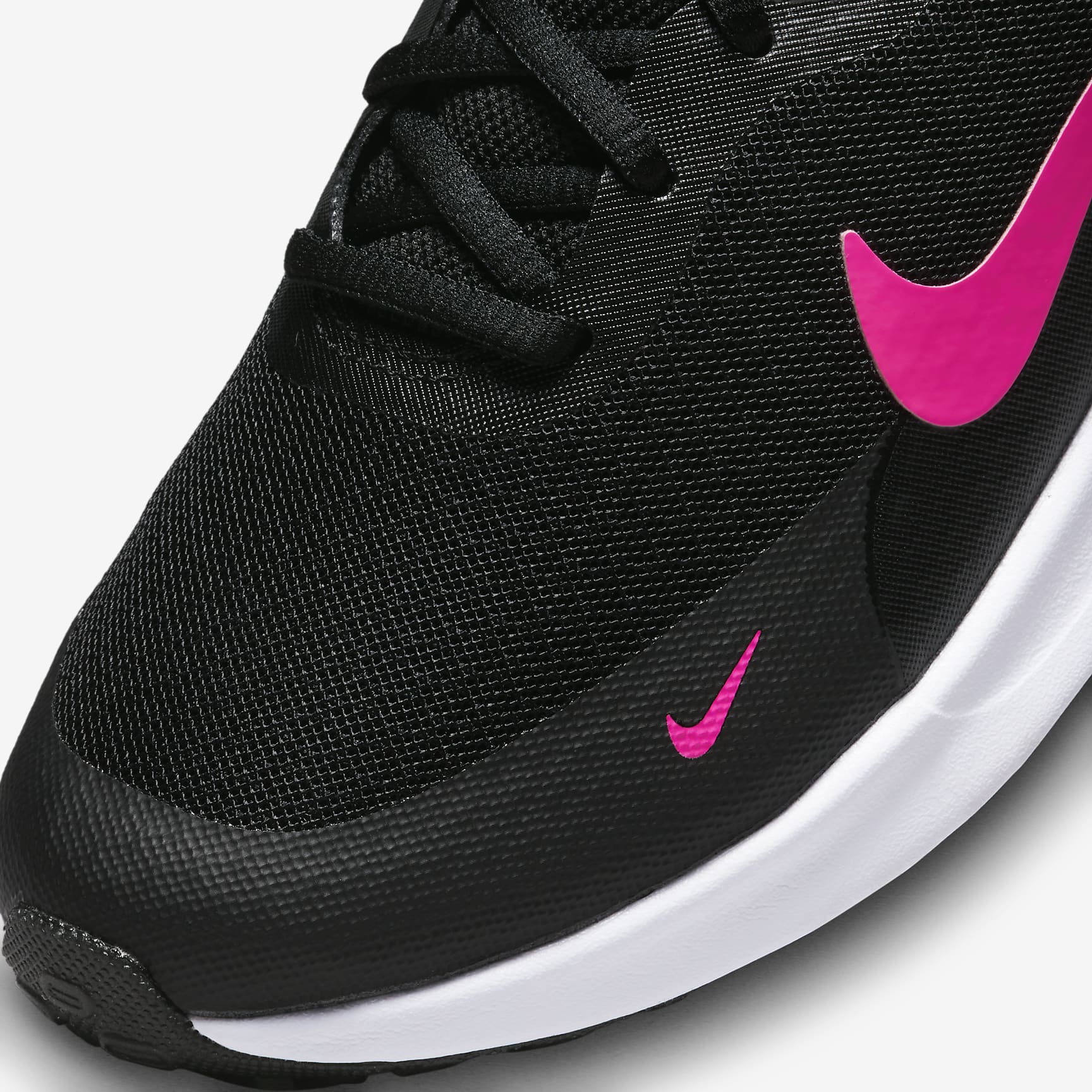 Nike Revolution 7 Big Kids' Road Running Shoes