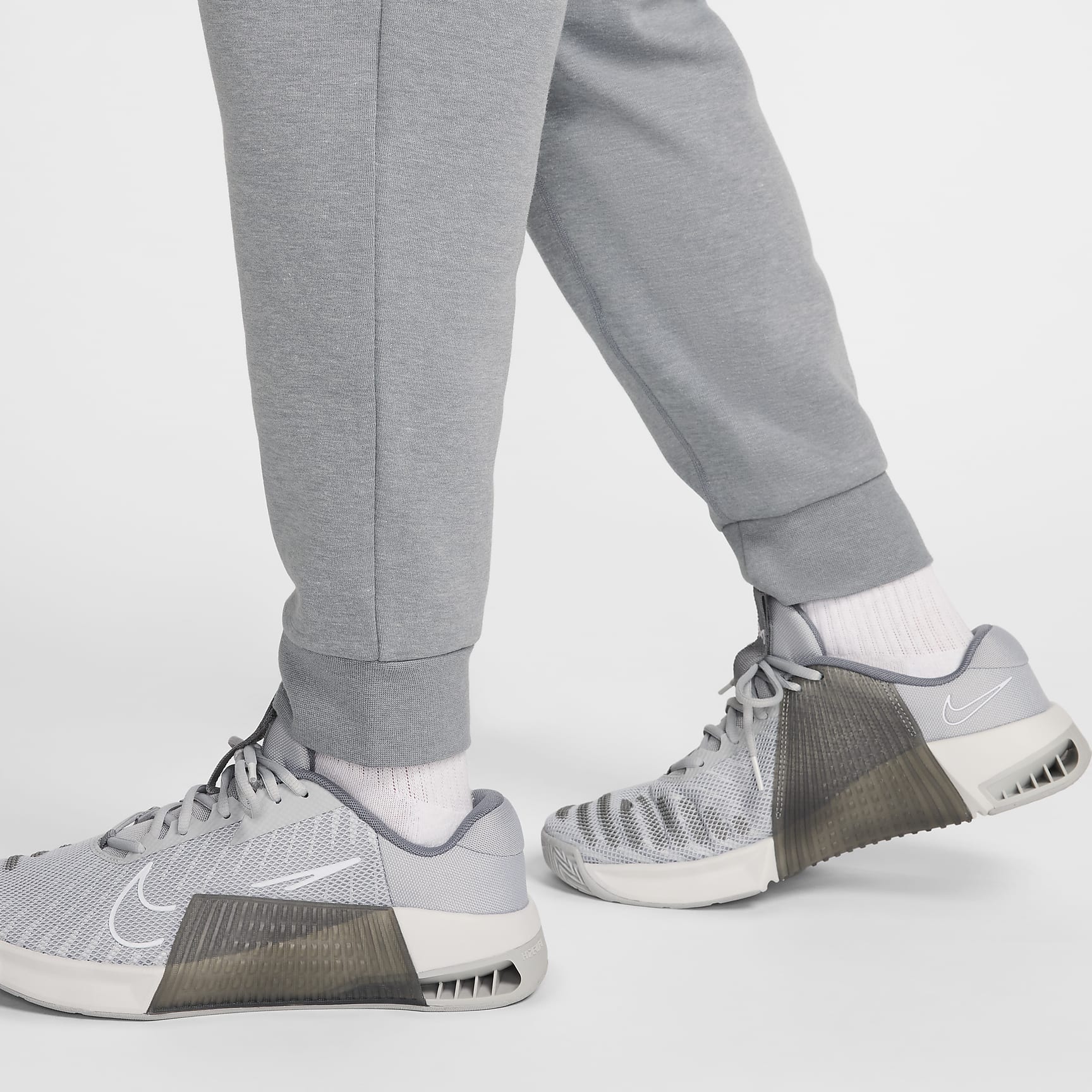 Nike Primary Fleece Men's Dri-FIT UV Performance Joggers
