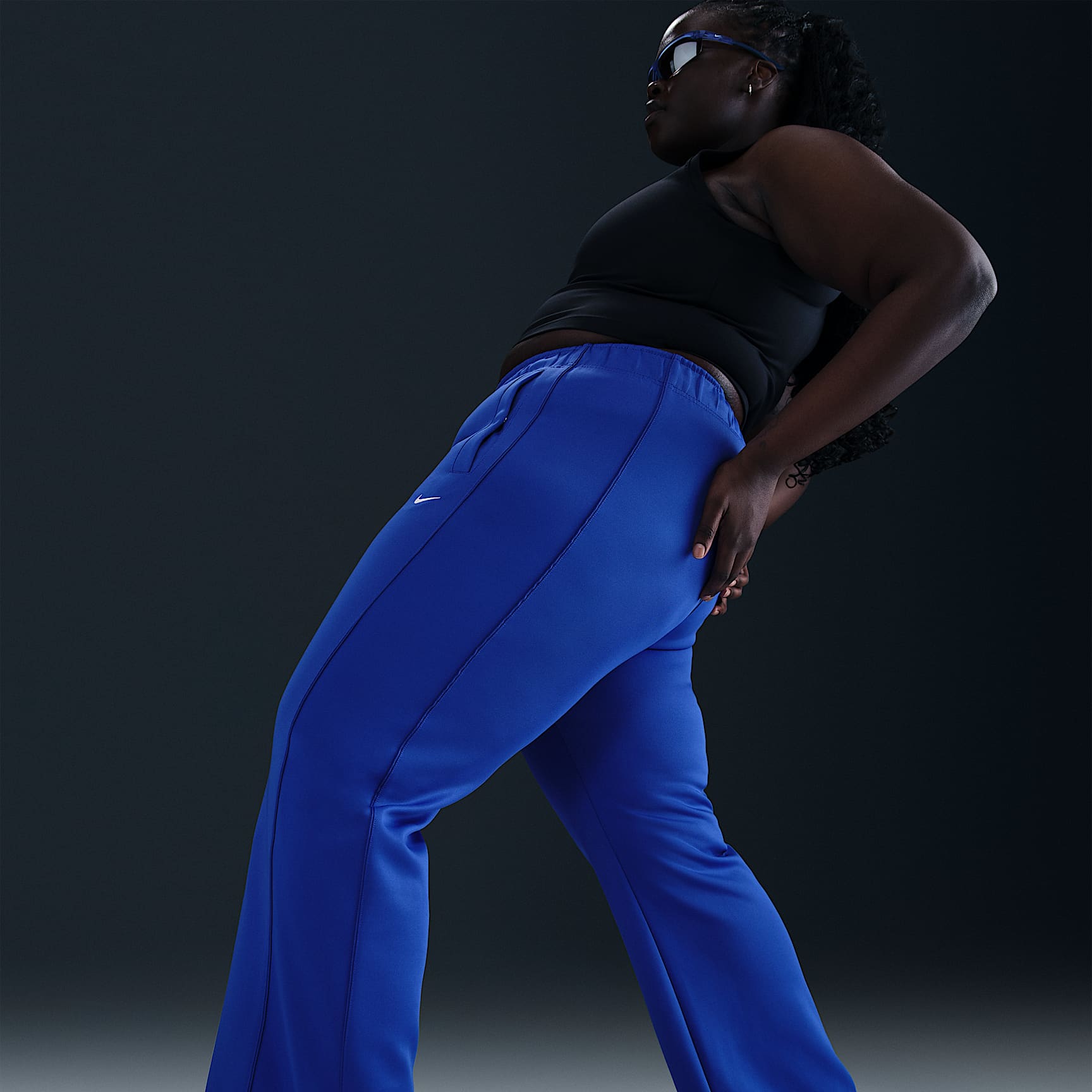 Nike Sportswear Windrunner Women's Mid-Rise Slim Knit Pants (Plus Size)
