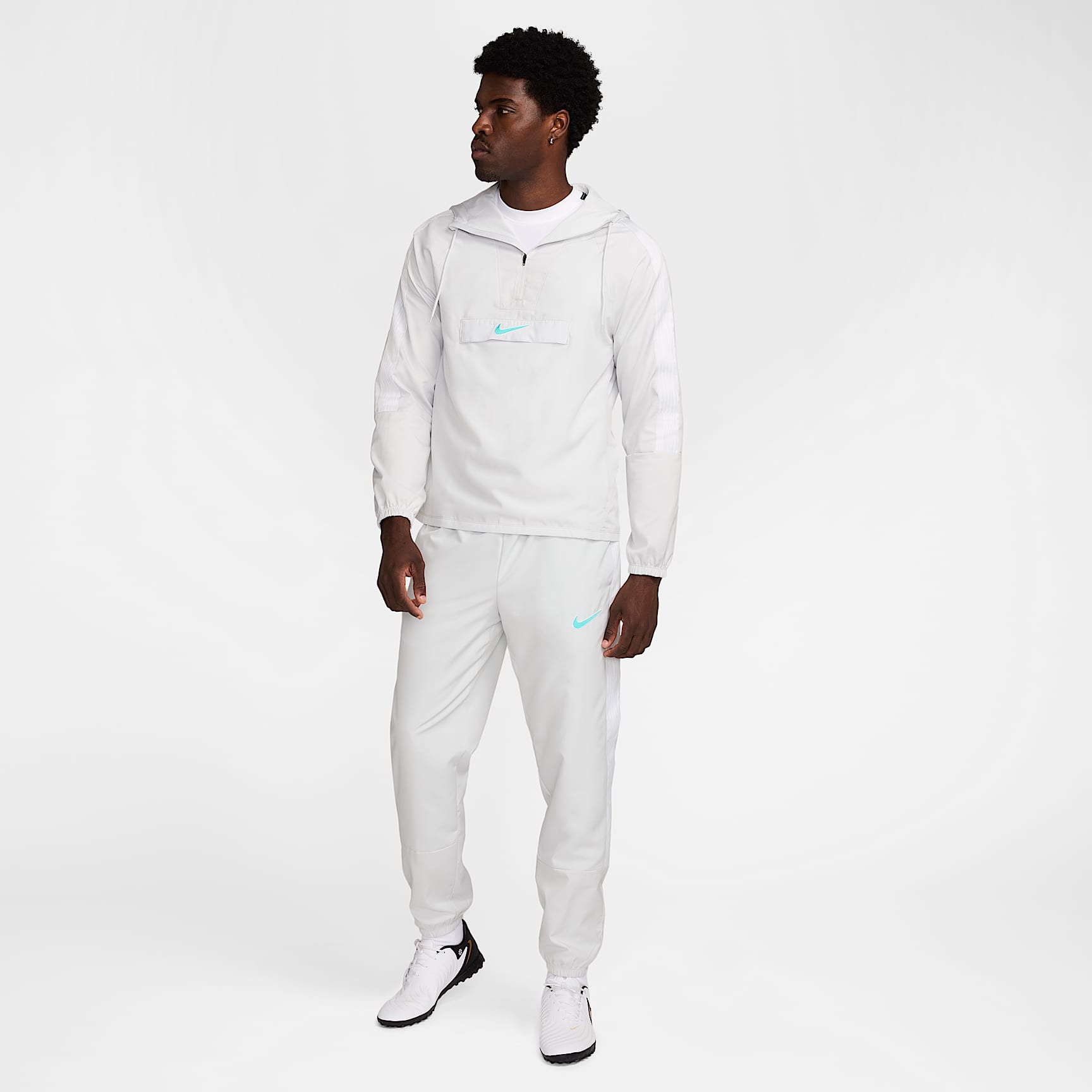 Nike Academy+ Men's Repel Soccer Pants