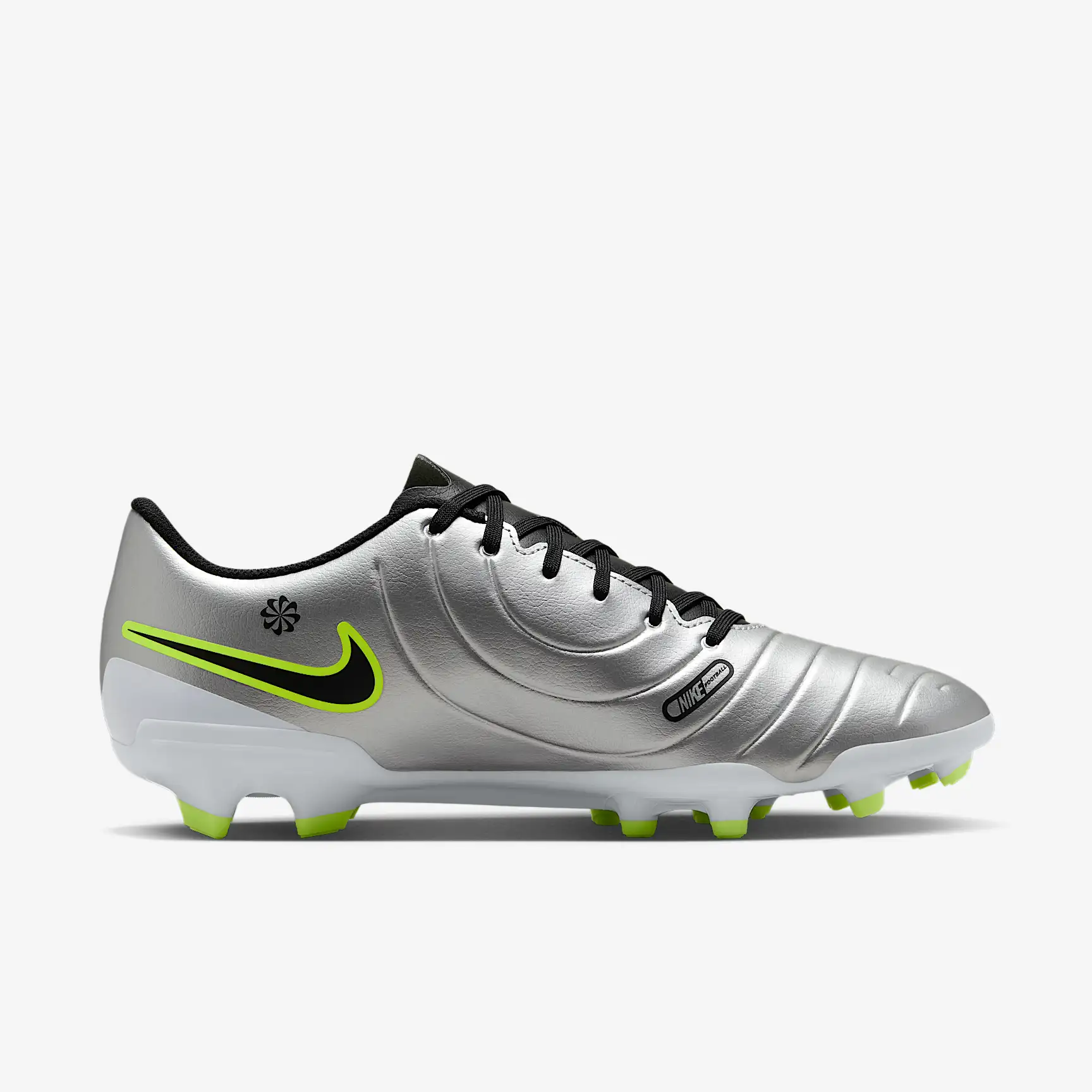 Nike Tiempo Legend 10 Club Multi-Ground Low-Top Soccer Cleats