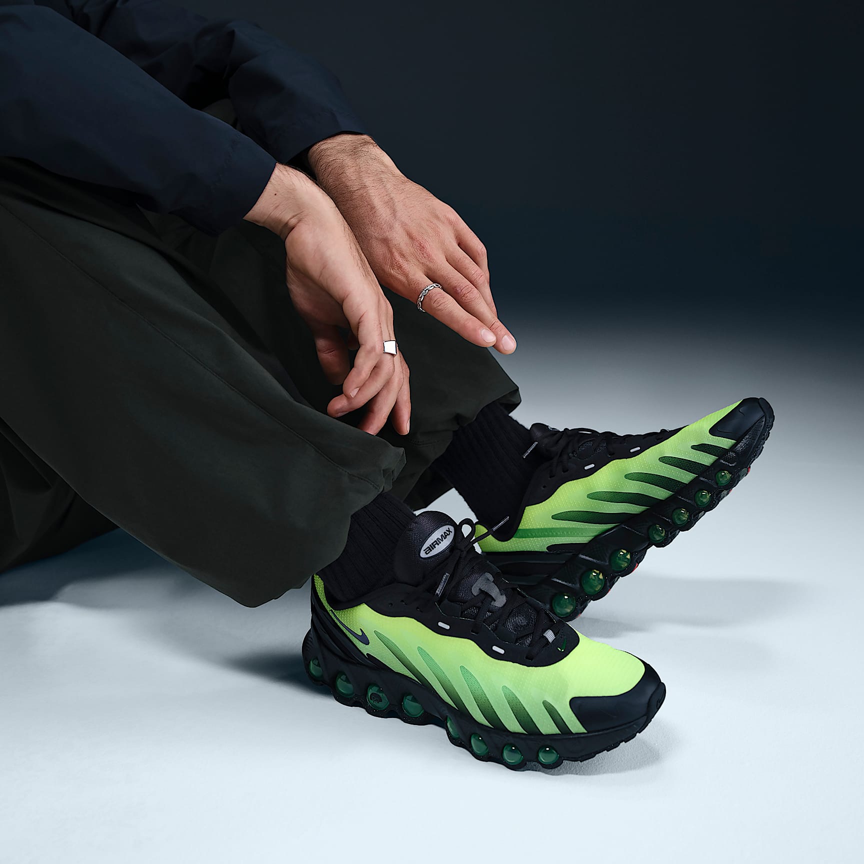 Nike Air Max Dn8 Men's Shoes