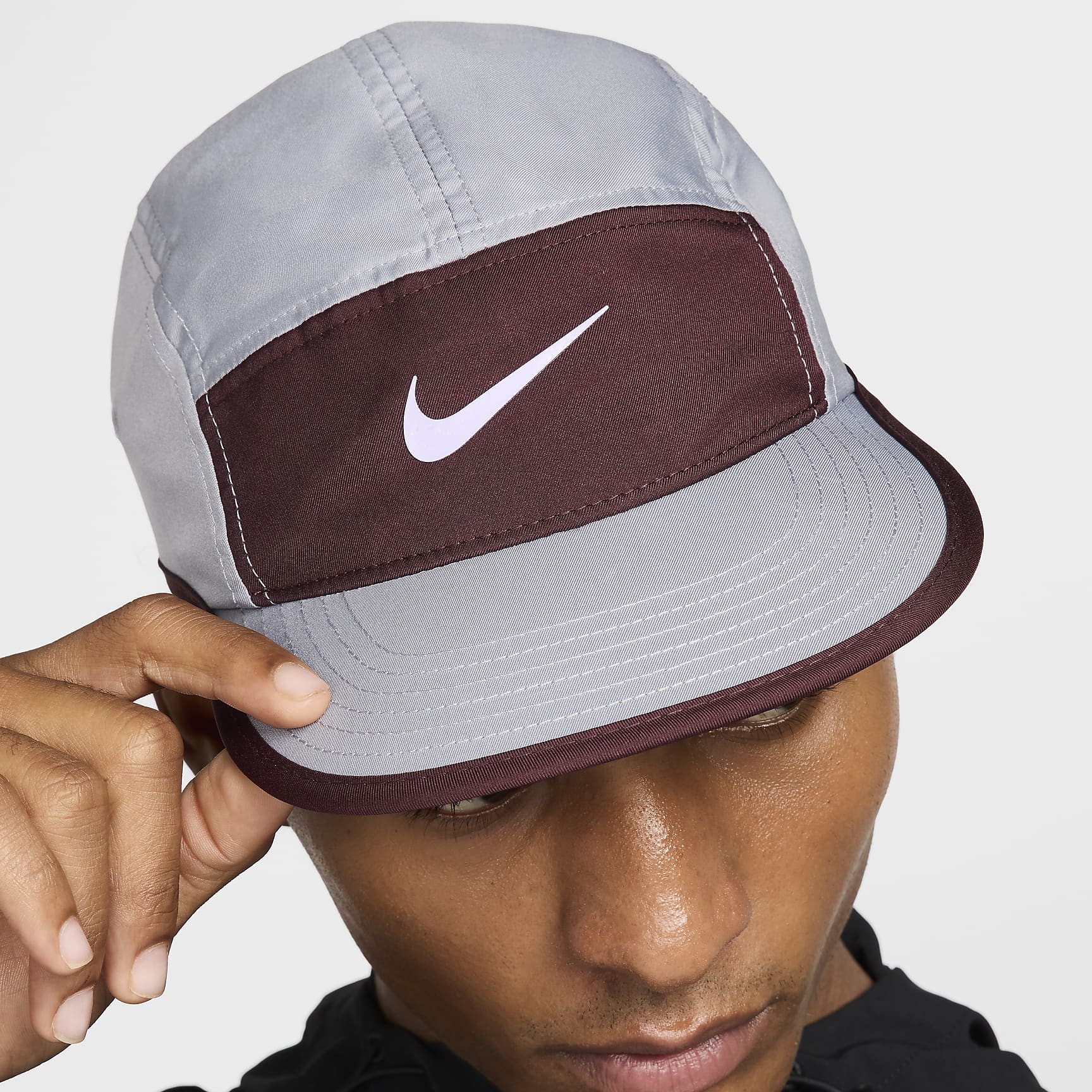 Nike Dri-FIT Fly Unstructured Swoosh Cap