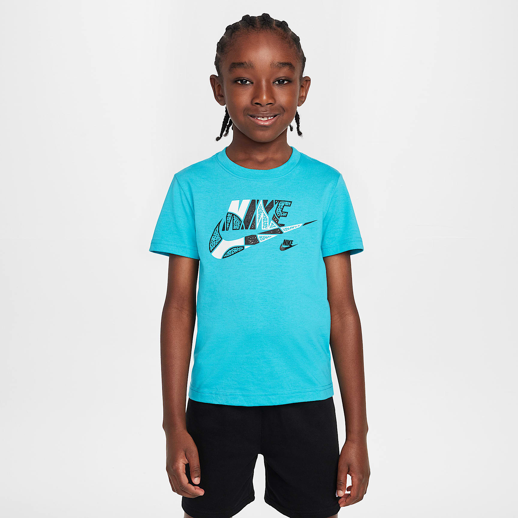Nike Sportswear "Outside the Lines" Little Kids' 2-Piece French Terry Shorts Set