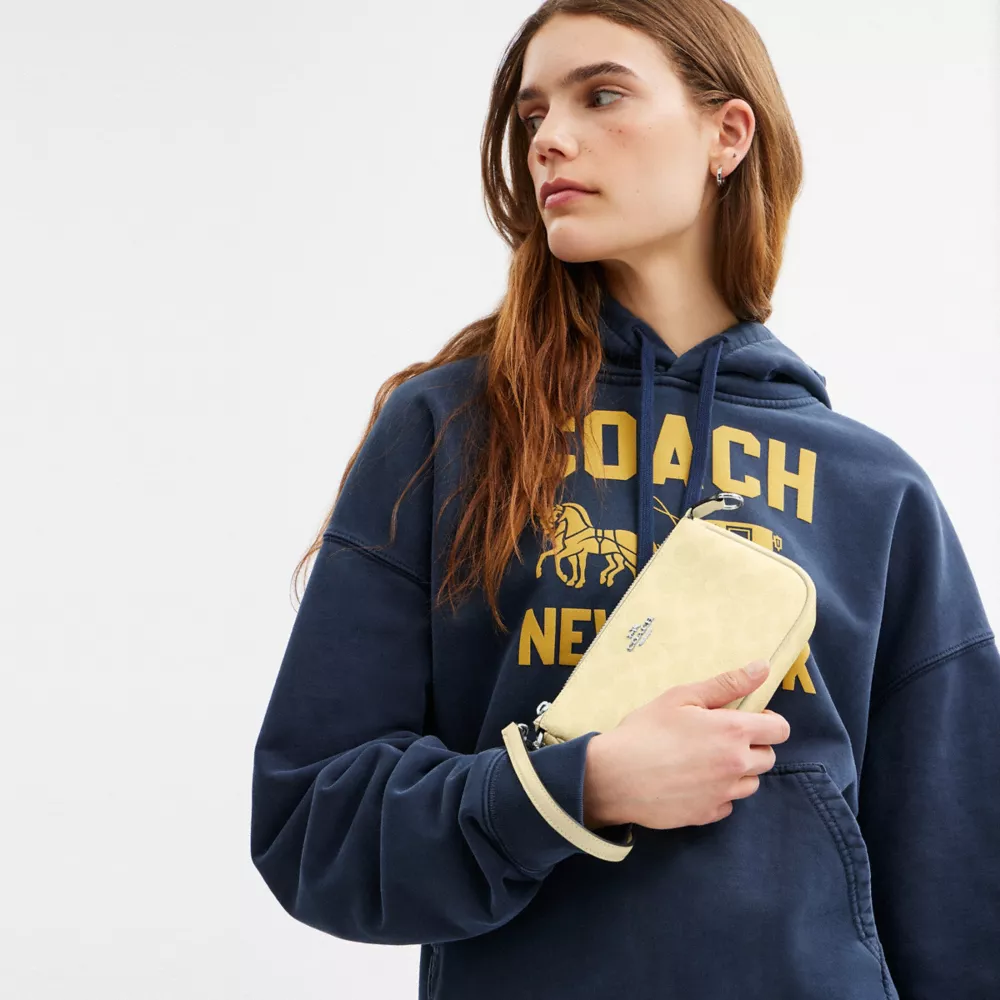 Сумка COACH Nolita 19 In Signature Canvas
