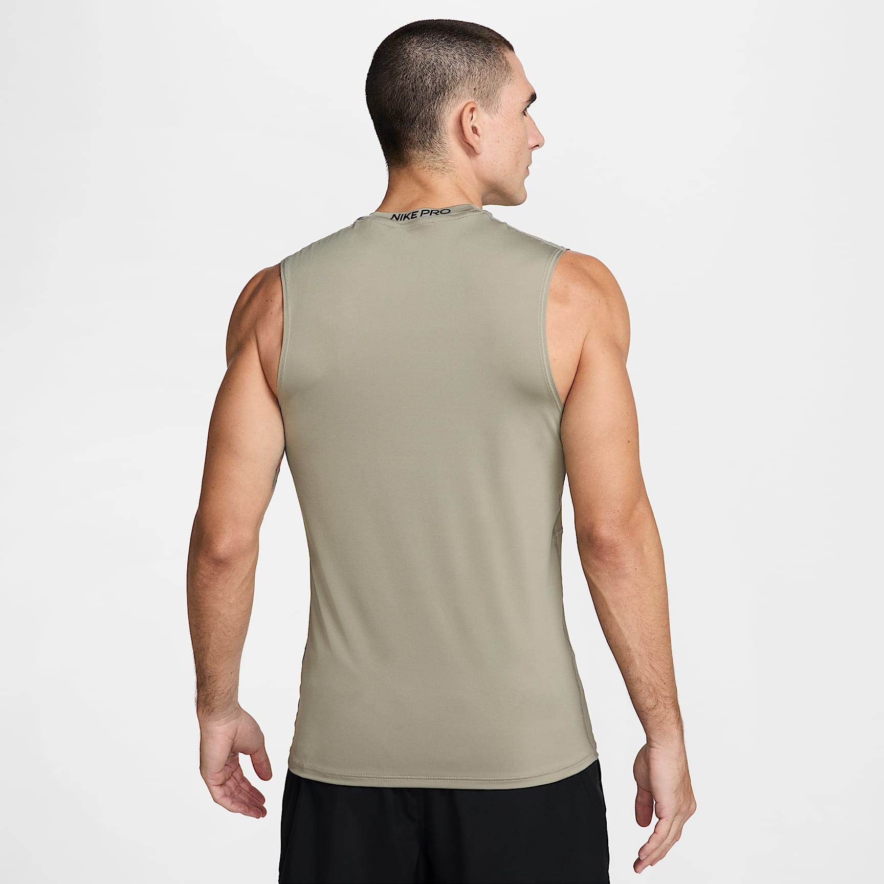 Nike Pro Men's Dri-FIT Slim Sleeveless Top