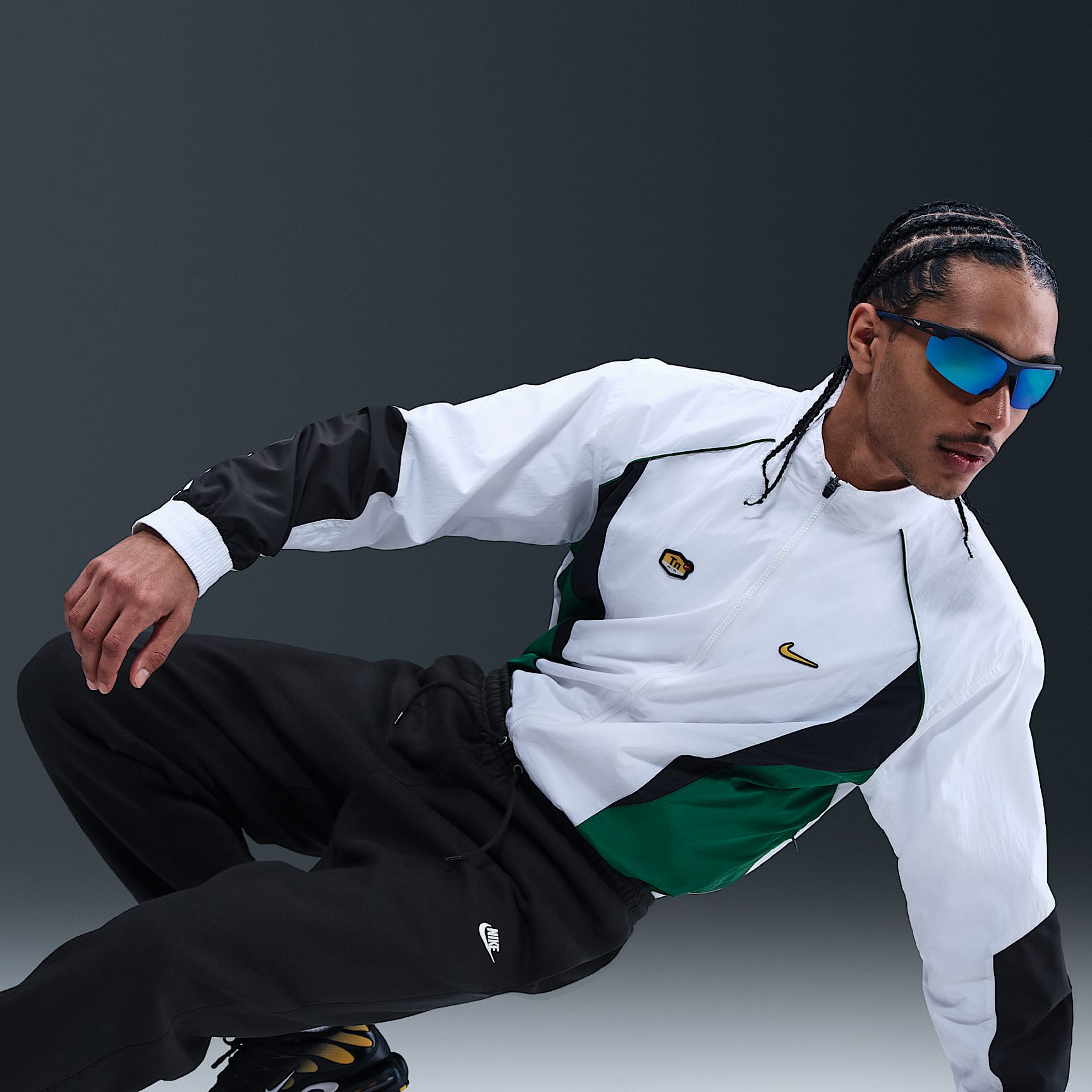 Nike Club Men's Cuffed Brushed Fleece Pants
