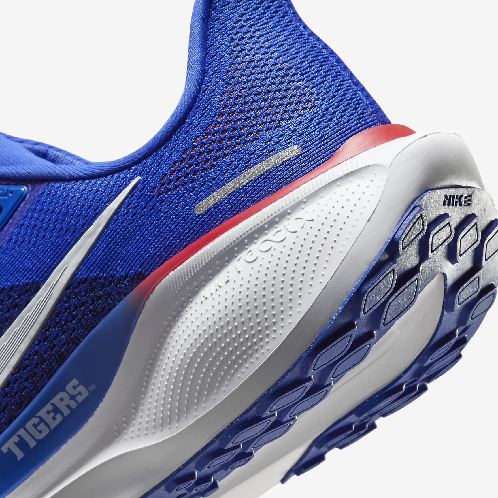 Tennessee State Pegasus 41 Men's Nike College Road Running Shoes