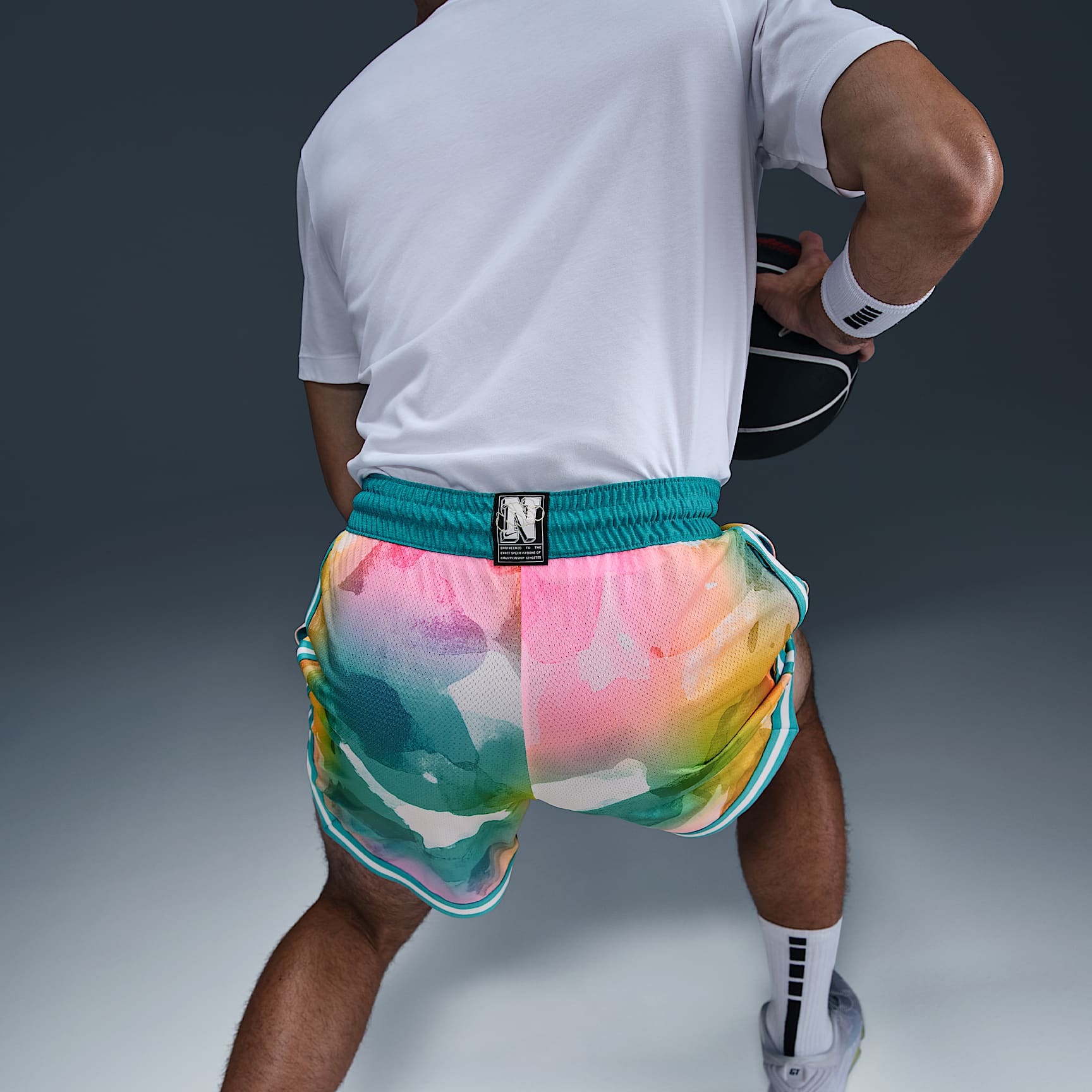 Nike DNA Men's Dri-FIT 6" Basketball Shorts