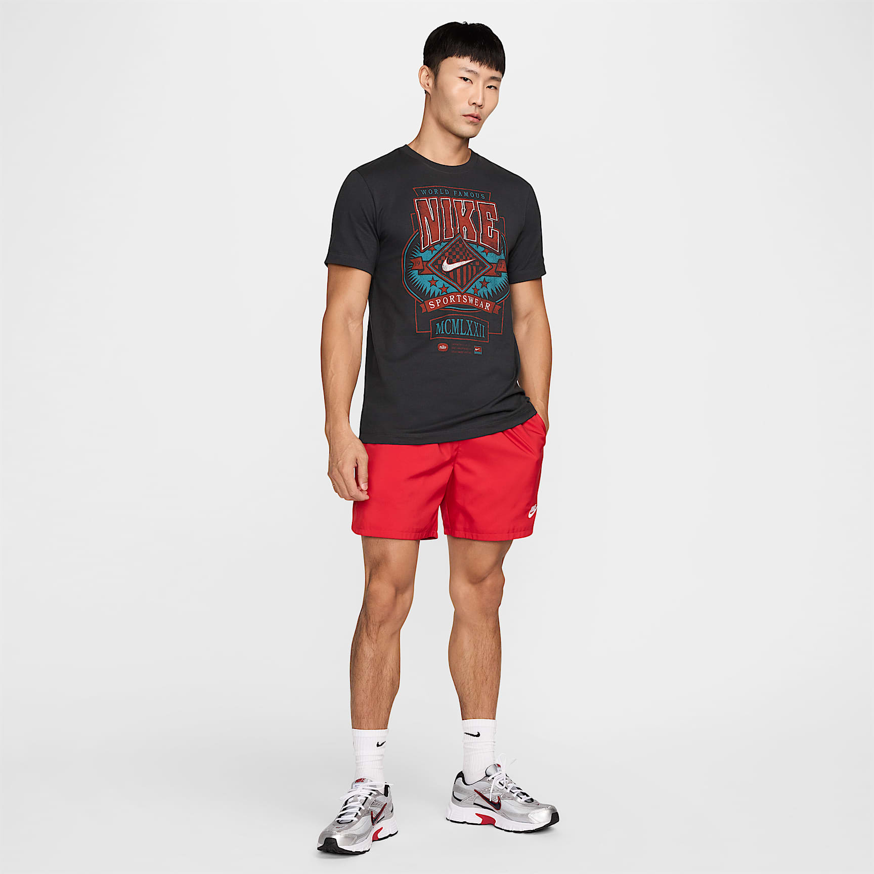 Nike Sportswear Men's Crew-Neck T-Shirt