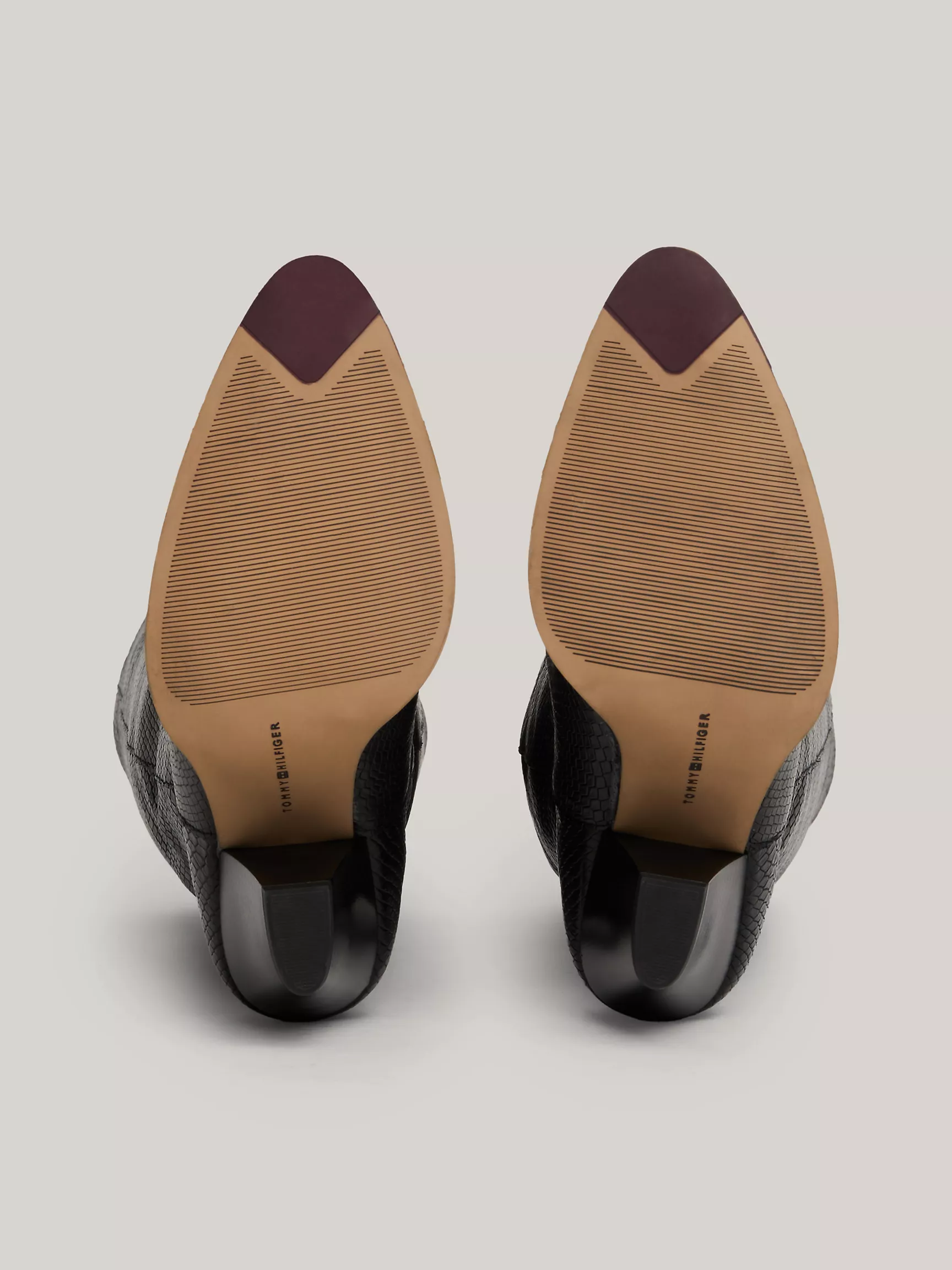 Женские ботинки Tommy Hilfiger, Ковбойские сапоги из кожи с тиснением под змею