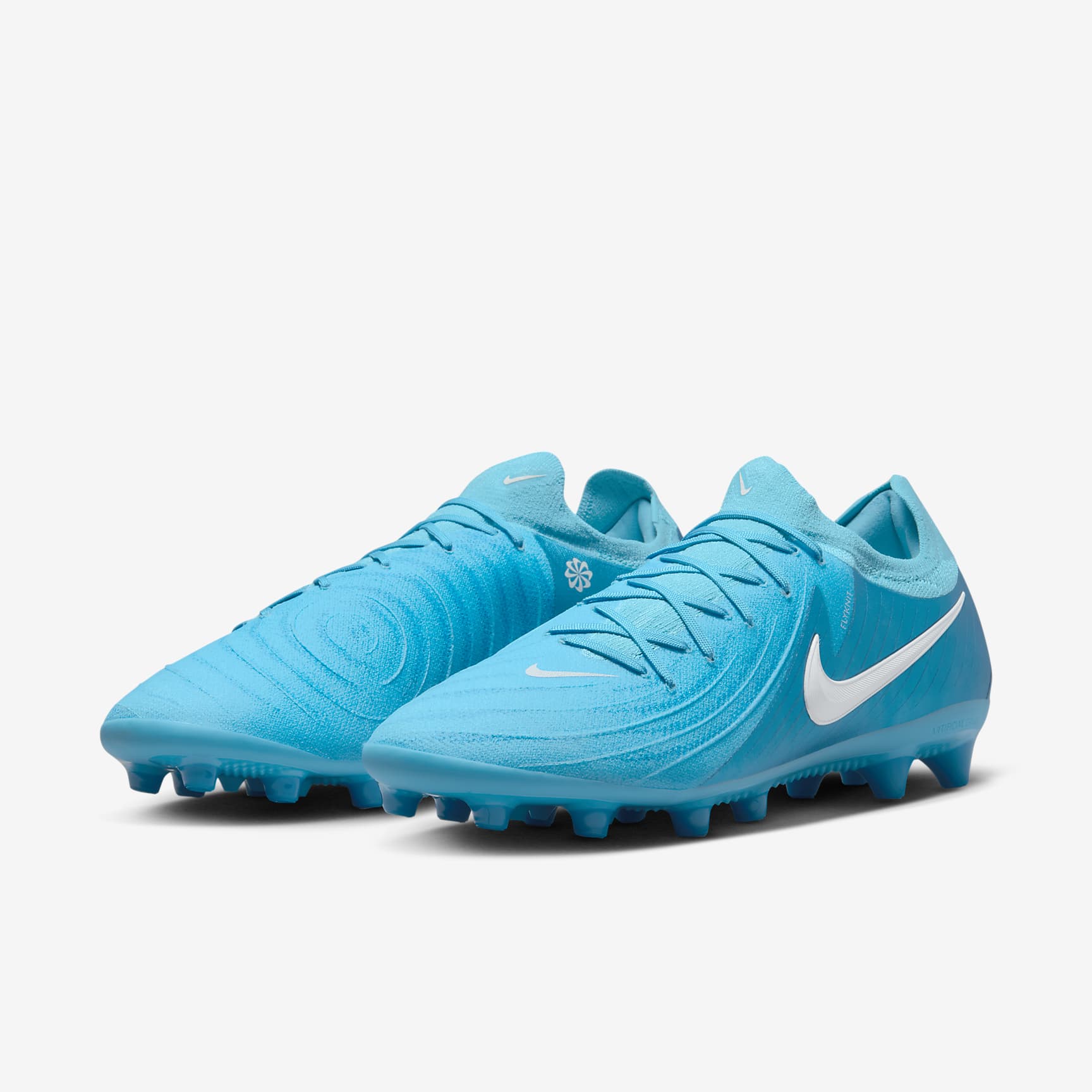 Nike Phantom GX 2 Pro AG Low-Top Soccer Cleats