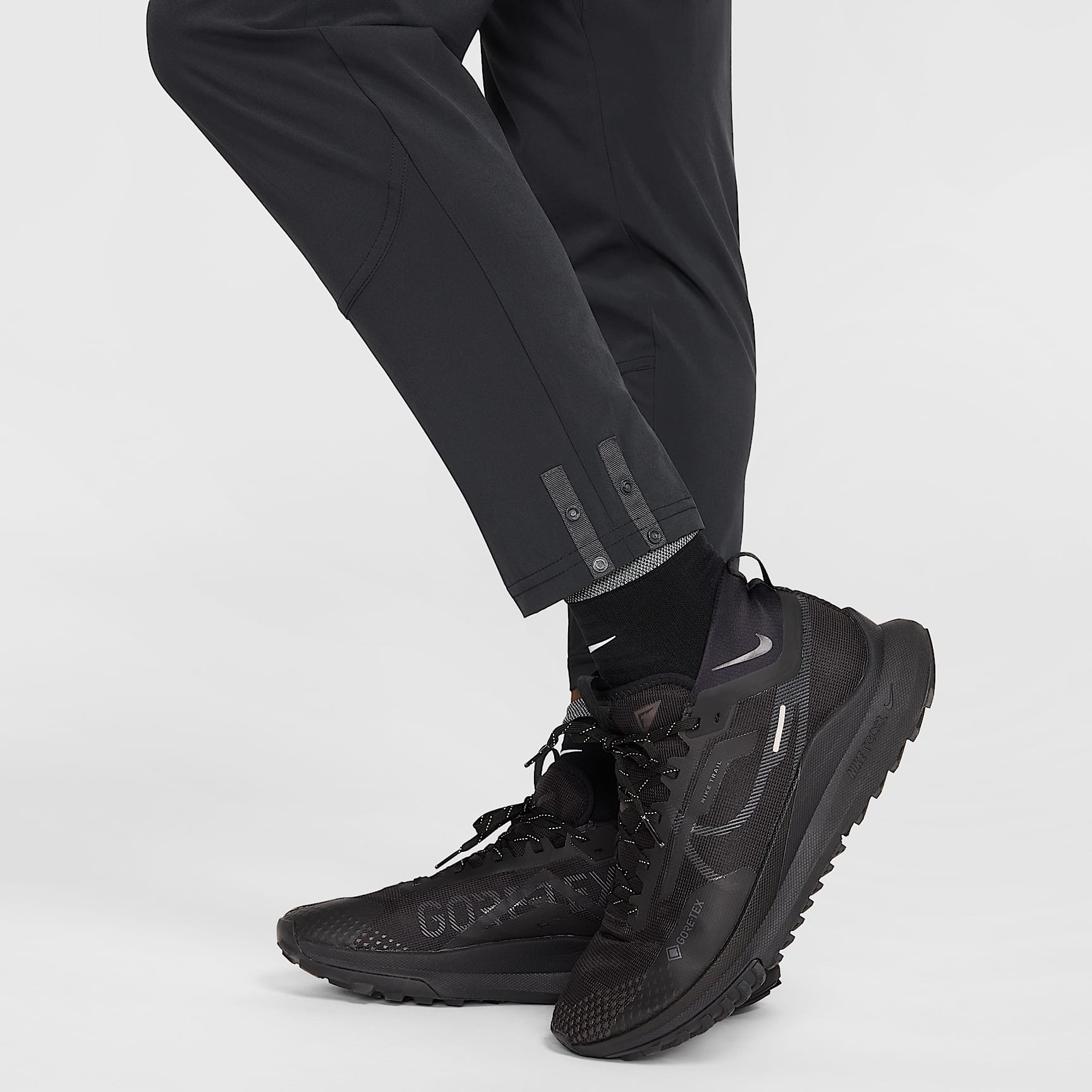 Nike Dawn Range Men's Dri-FIT Running Pants