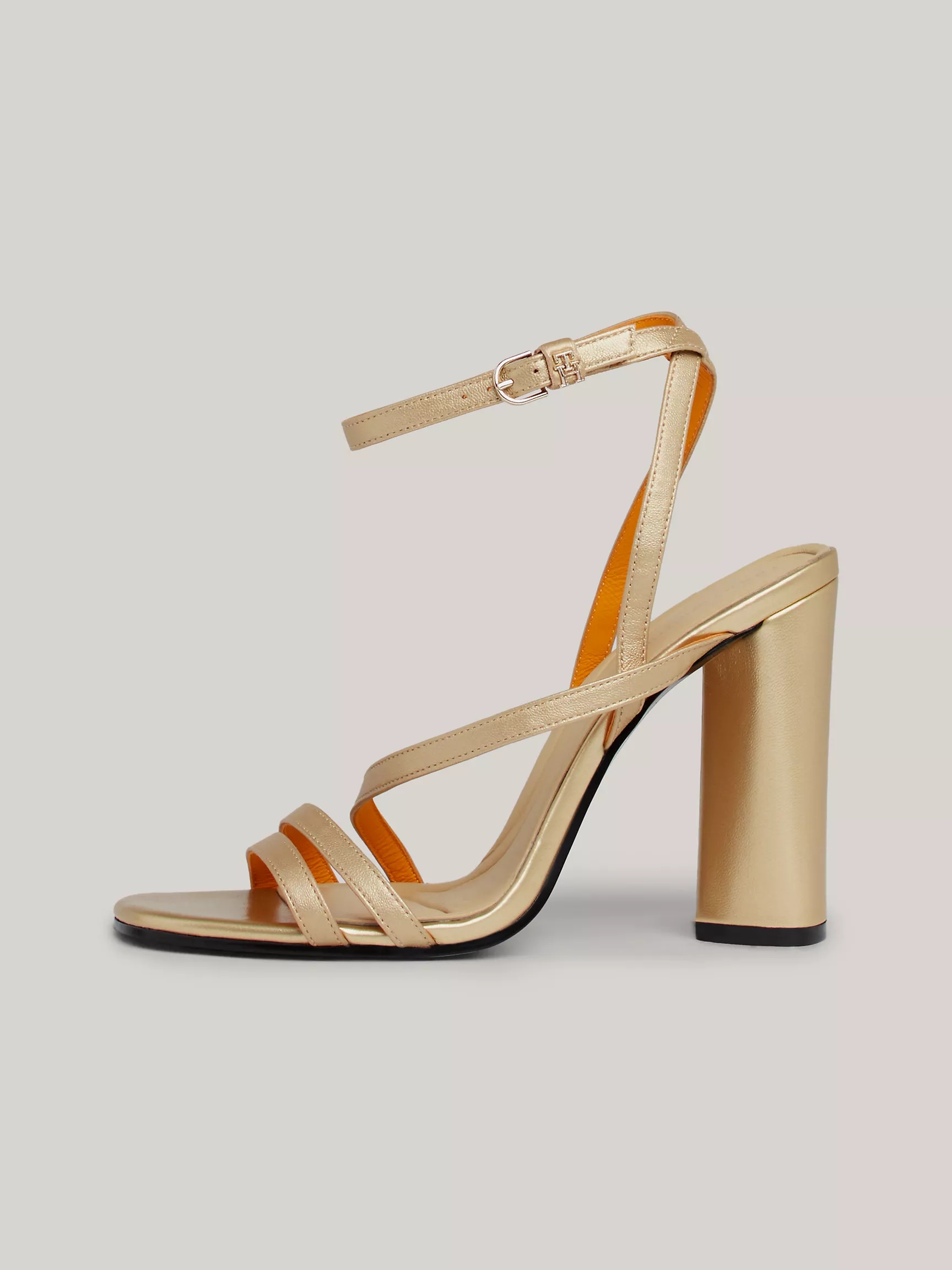 Женская обувь Tommy Hilfiger, Кожаные сандалии с металлическим блочным каблуком TH