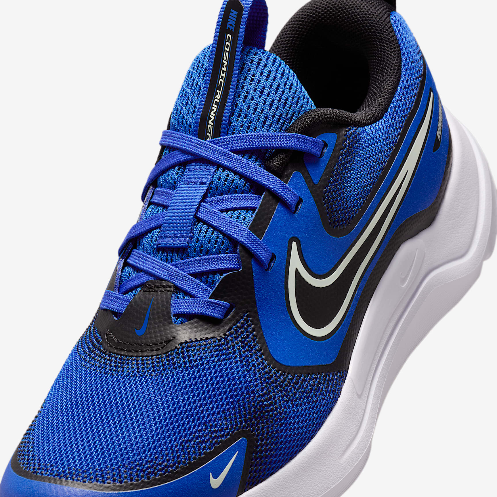 Nike Cosmic Runner Big Kids' Road Running Shoes