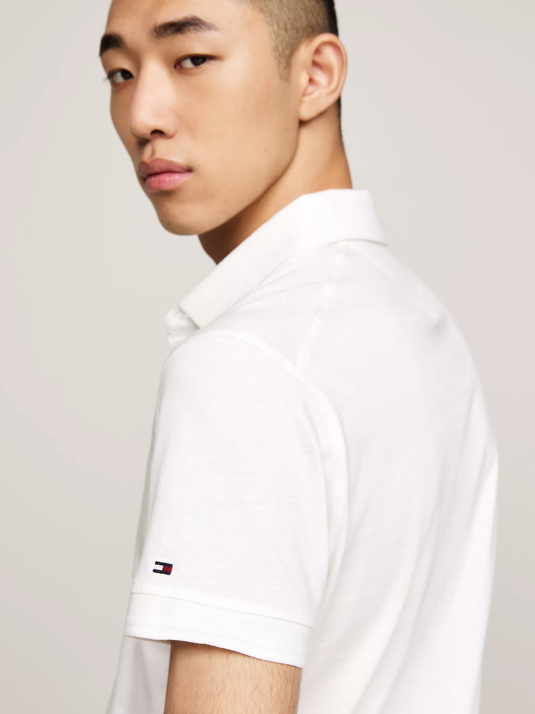 Мужское поло Tommy Hilfiger, Приталенное однотонное поло из мерсеризованного хлопка