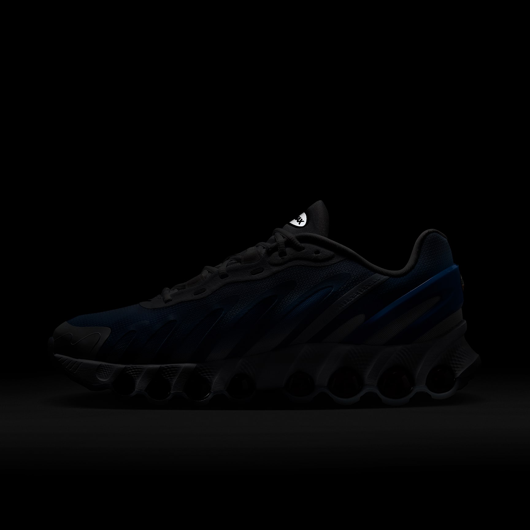 Nike Air Max Dn8 Men's Shoes