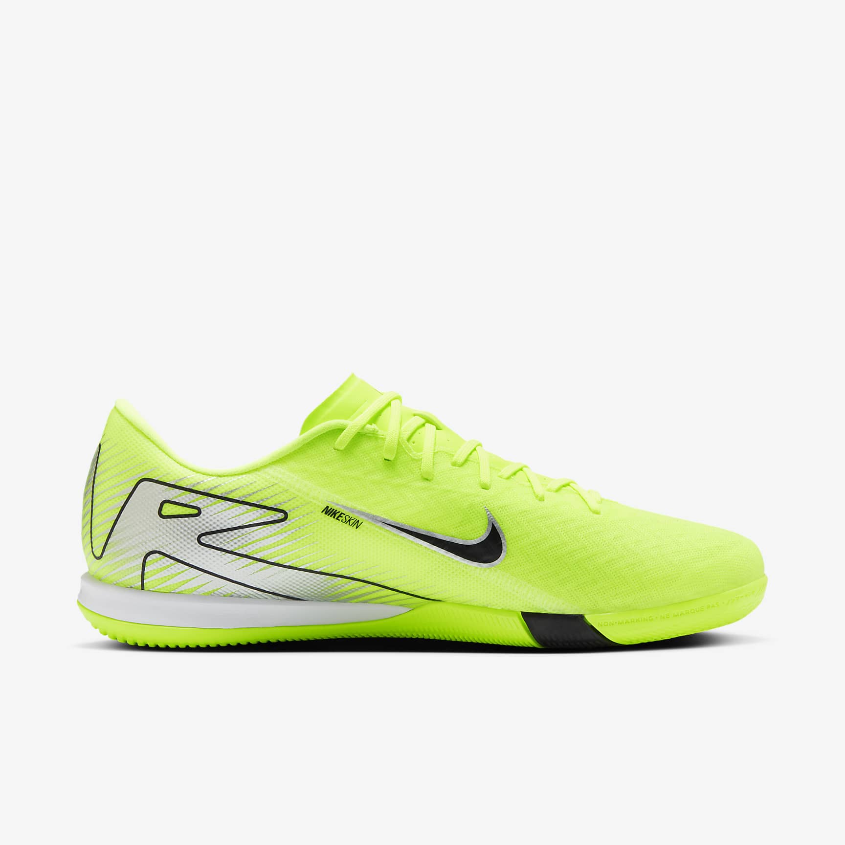 Nike Mercurial Vapor 16 Academy IC Low-Top Soccer Shoes